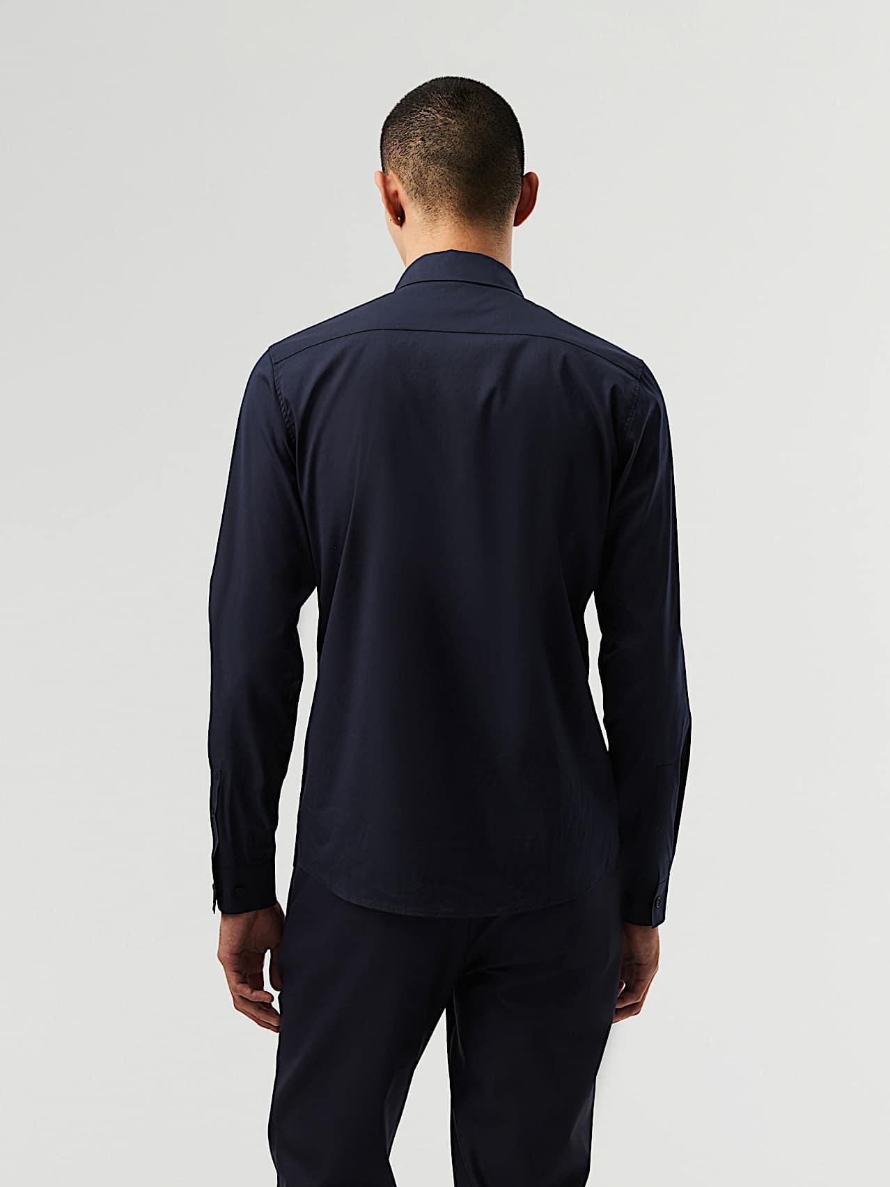 AlphaTauri | WAARG V4.Y6.02 | Easy Care Shirt in Navy for Men