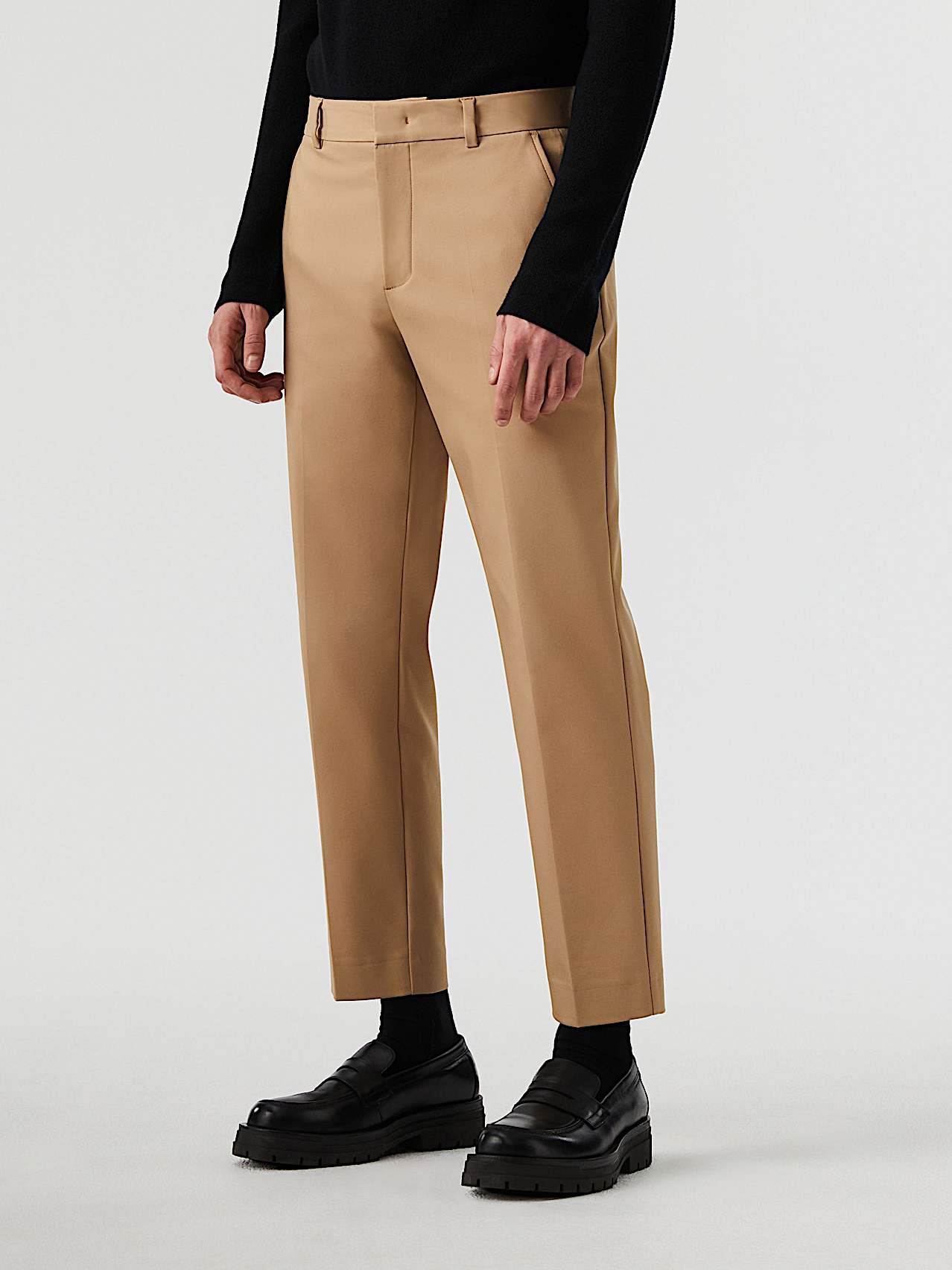 AlphaTauri | PELAN V4.Y7.02 | Tapered Cropped Trousers in Brown / Beige for Men