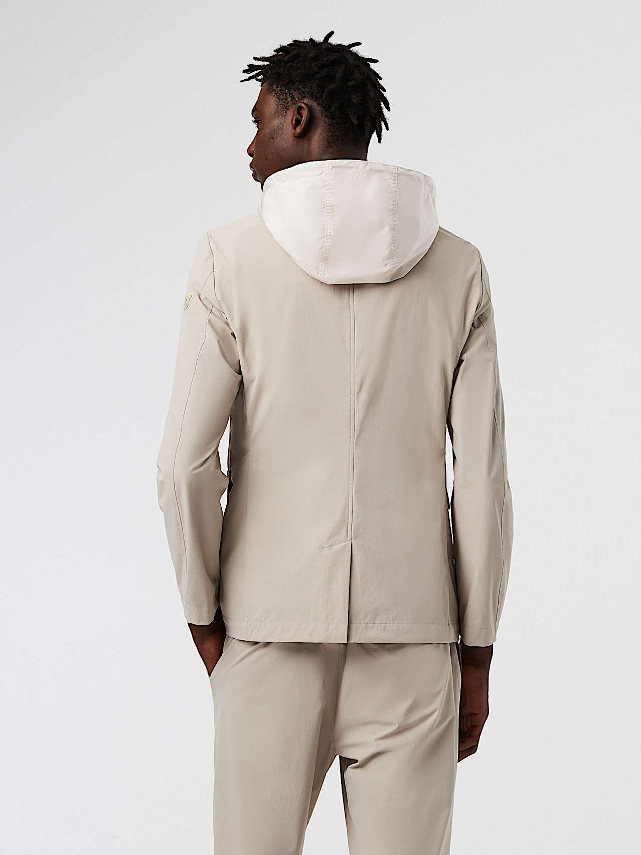 AlphaTauri | OBOSS V5.Y7.01 | Blazer impermeabile ripiegabile in Sabbia for Uomo