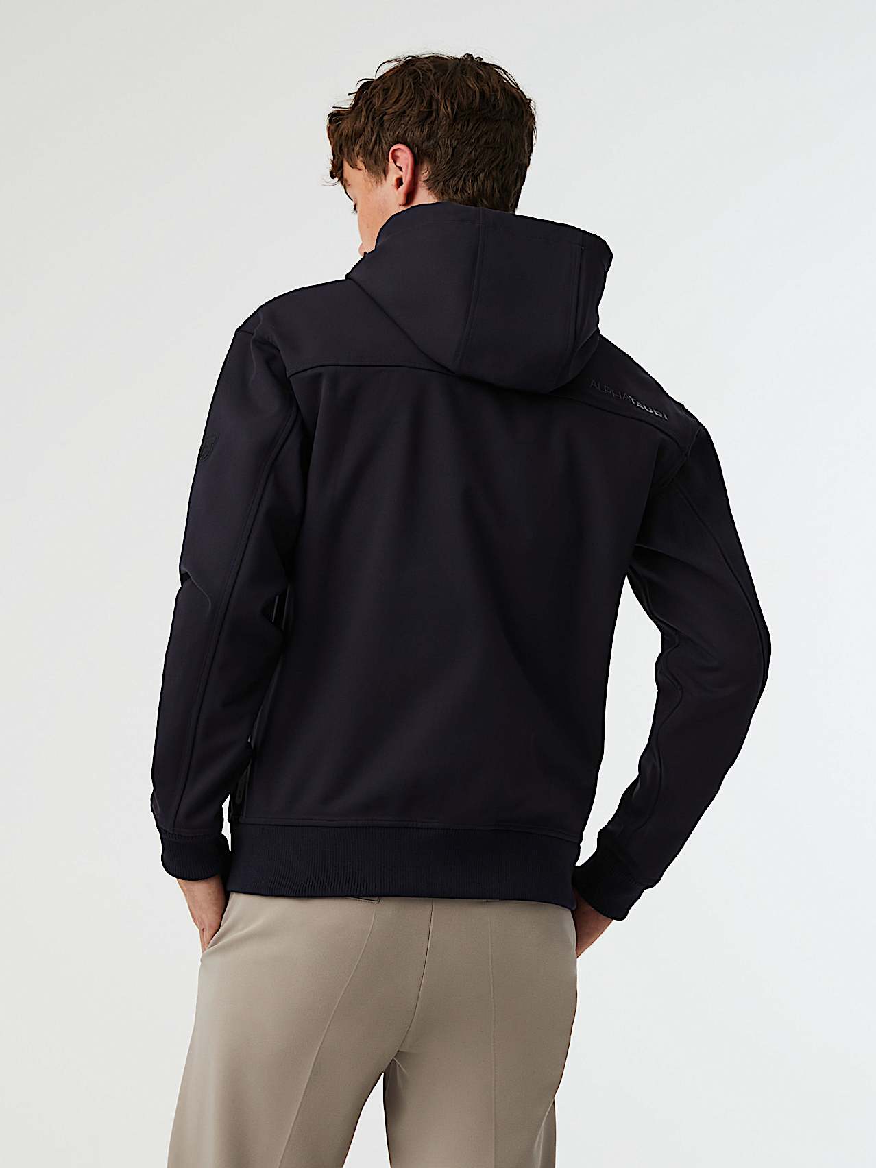 AlphaTauri | SROTE V1.Y7.01 | Chaqueta impermeable Taurobran® con capucha in Azul Marino for Hombre