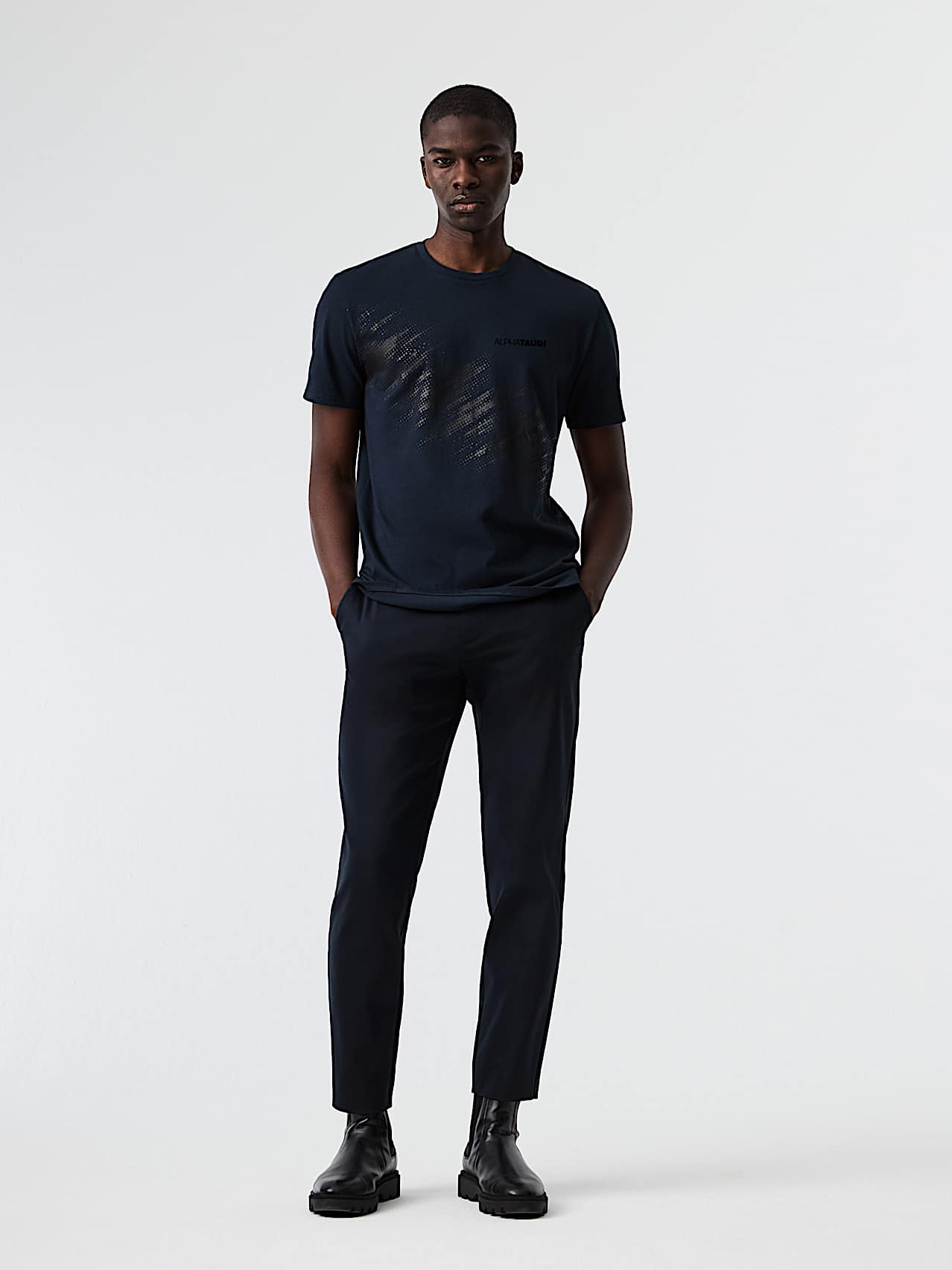 AlphaTauri | JITUR V1.Y8.02 | Camiseta de algodón con estampado in Azul Marino for Hombre