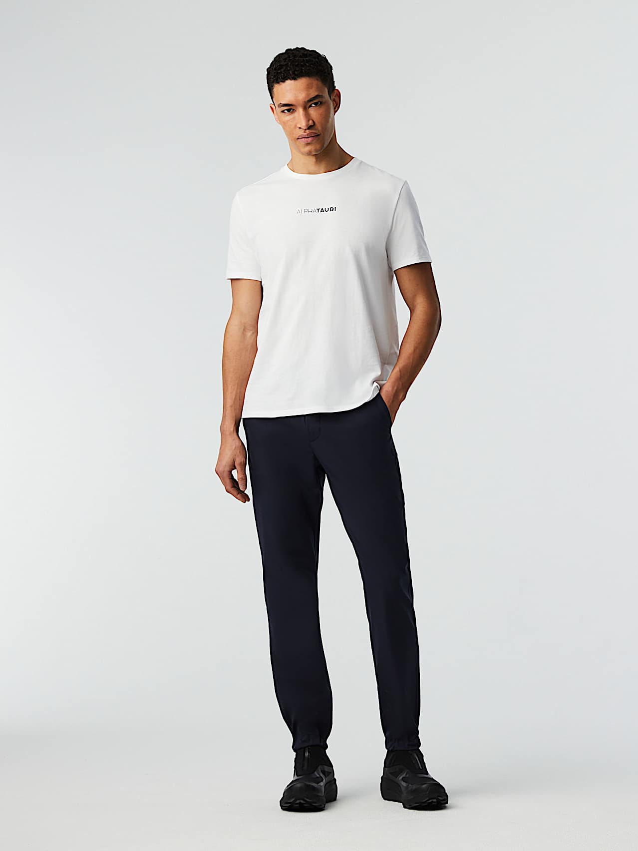 Seamless 3D Knit Half-Zip Sweater | FURAP V3.Y8.02 | AlphaTauri