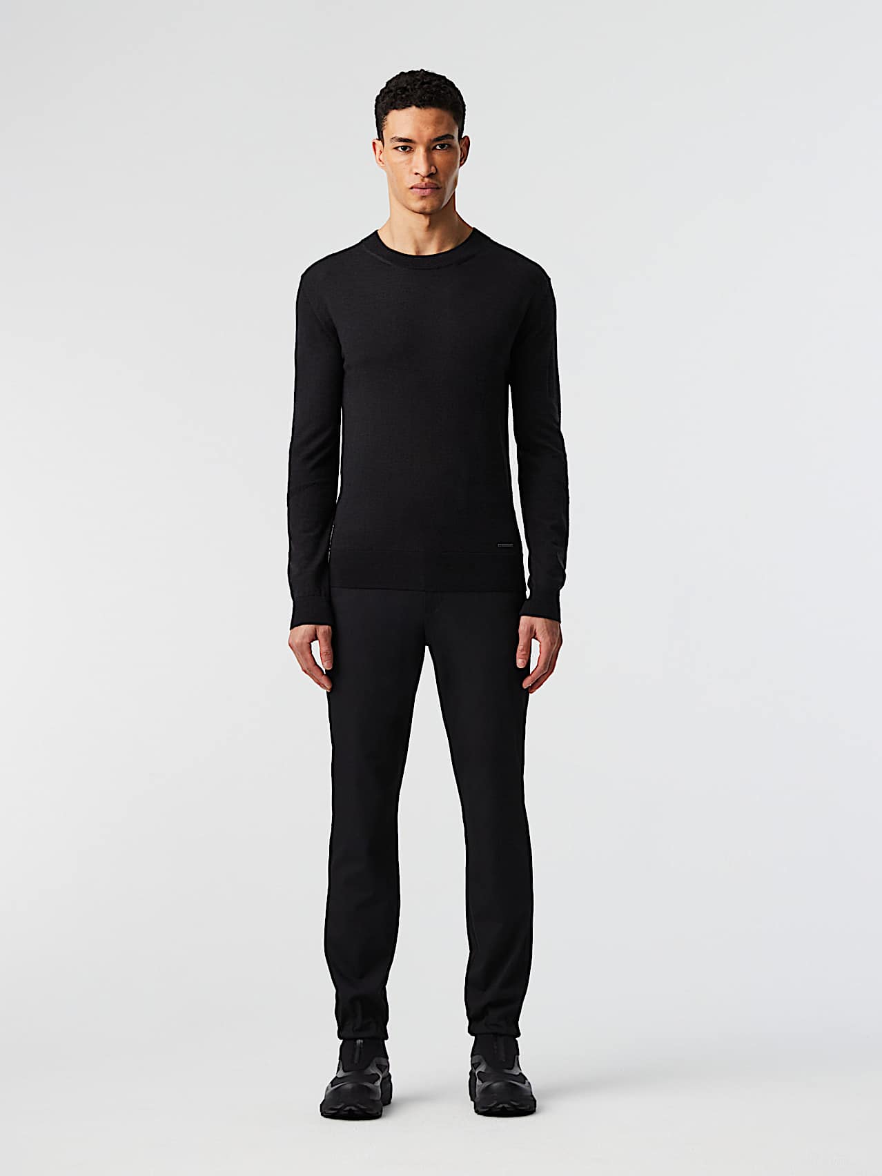 AlphaTauri | FUZZO V2.Y8.02 | Jersey de cuello redondo de punto 3D sin costuras in Negro for Hombre