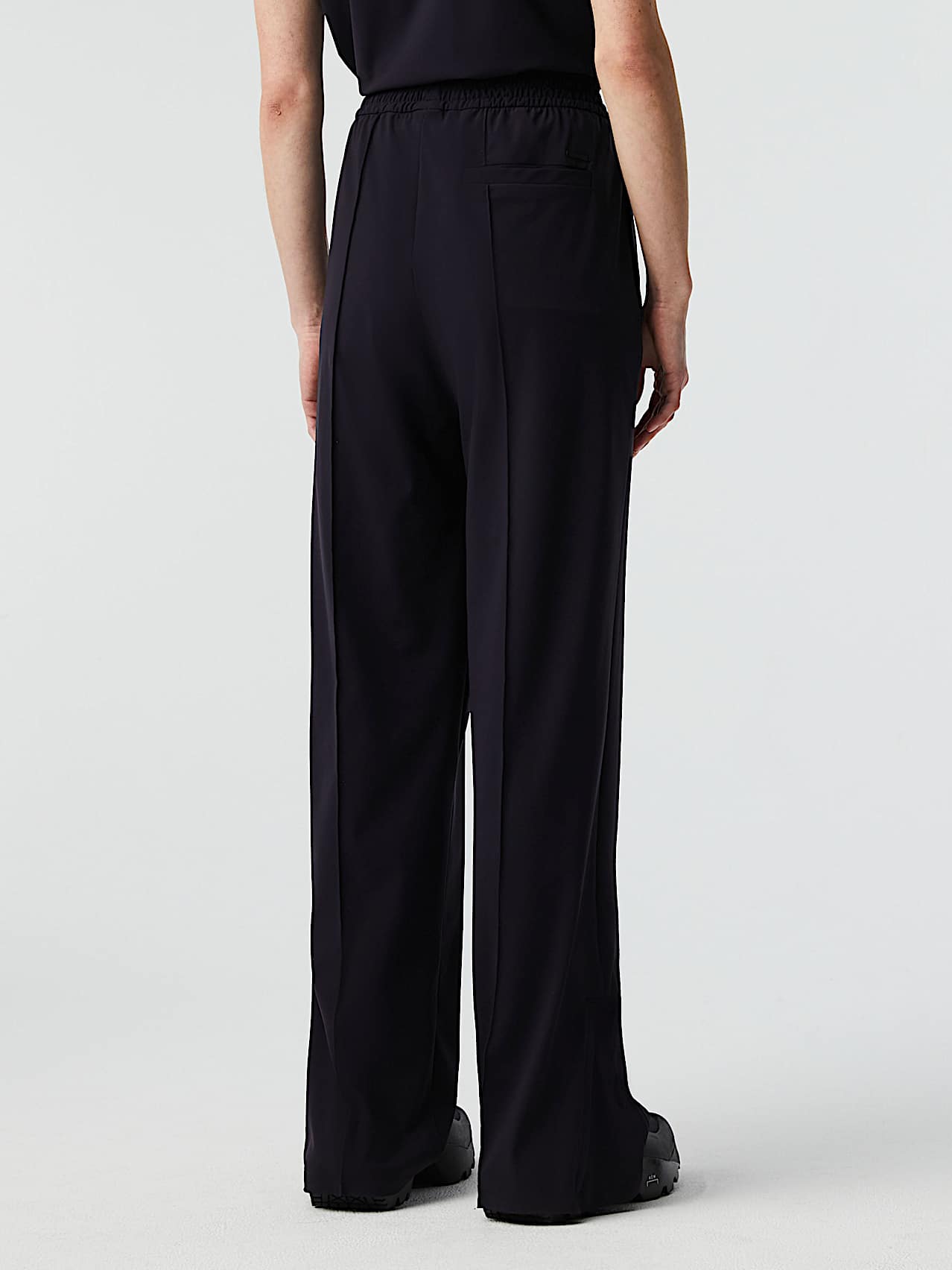 AlphaTauri | PINA V1.Y8.02 | Pantalon ample en jersey Power Stretch in Bleu Marine for Femme