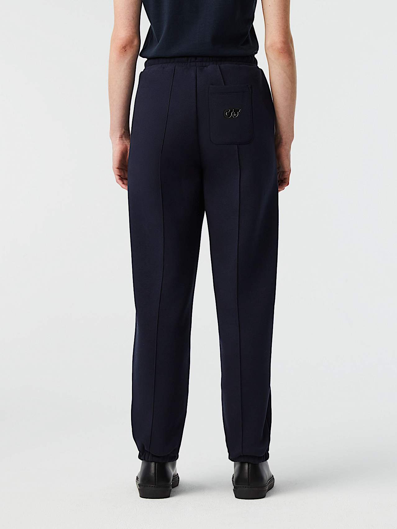 AlphaTauri | PERA V1.Y8.02 | Sweatpants mit charakteristischem Logo in Navy für Damen