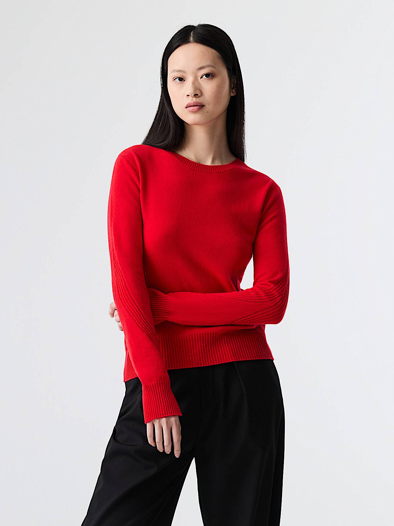 AlphaTauri | FEHES V1.Y8.02 | Seamless 3D Knit Cashmere Crewneck Sweater in Red for Women