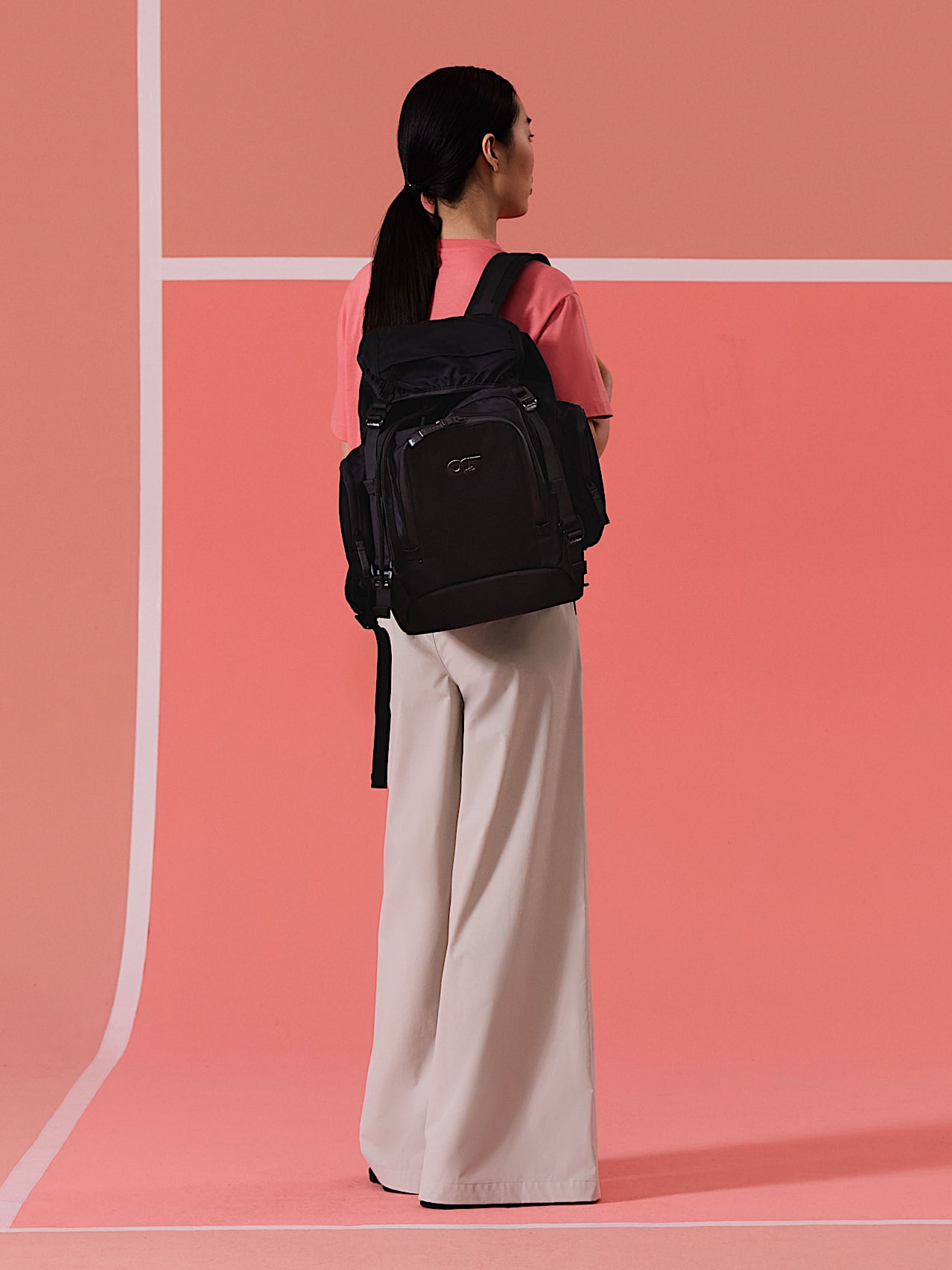 AlphaTauri | ALOP V1.Y8.02 | Wasserabweisender Rucksack in Schwarz für Unisex