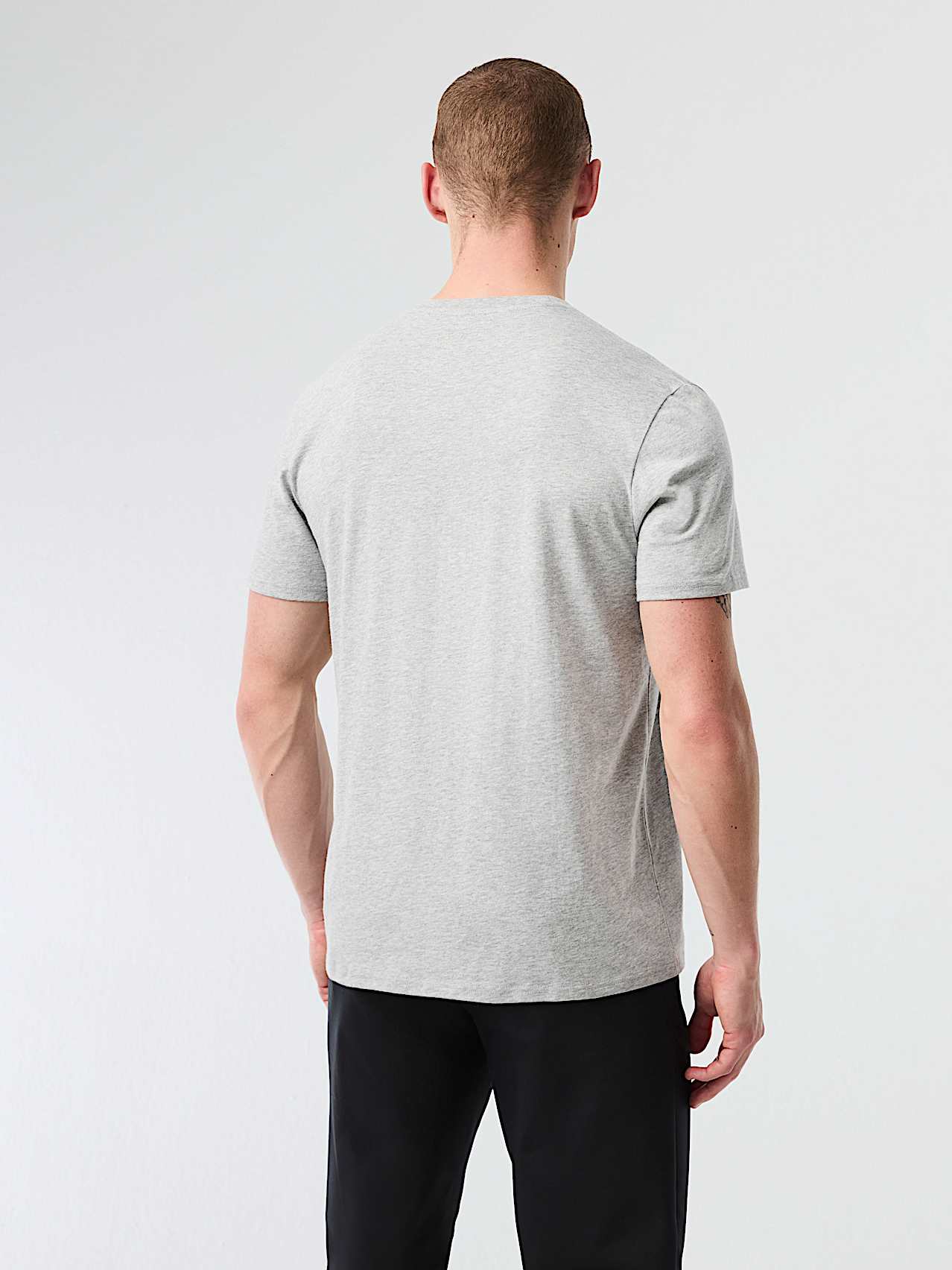 AlphaTauri | JOTTO V1.Y8.02 | T-shirt in cotone con logo esclusivo in Grigio Melange for Uomo