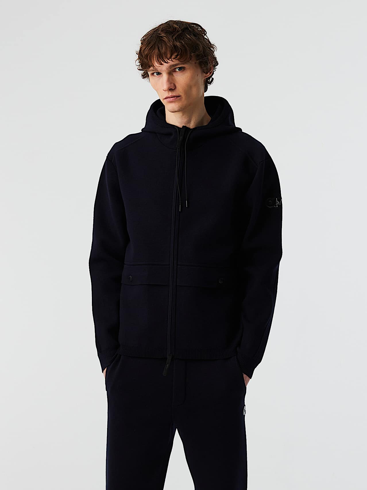 AlphaTauri | FACOL V1.Y8.02 | Sweat-vestes en maille performance déperlant in Bleu Marine for Homme