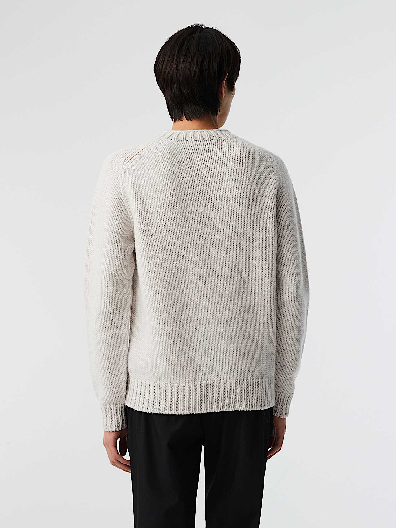 AlphaTauri | FINAW V1.Y8.02 | Nahtloser 3D-Grobstrickpullover mit Rundhalsausschnitt in Cremeweiß für Herren