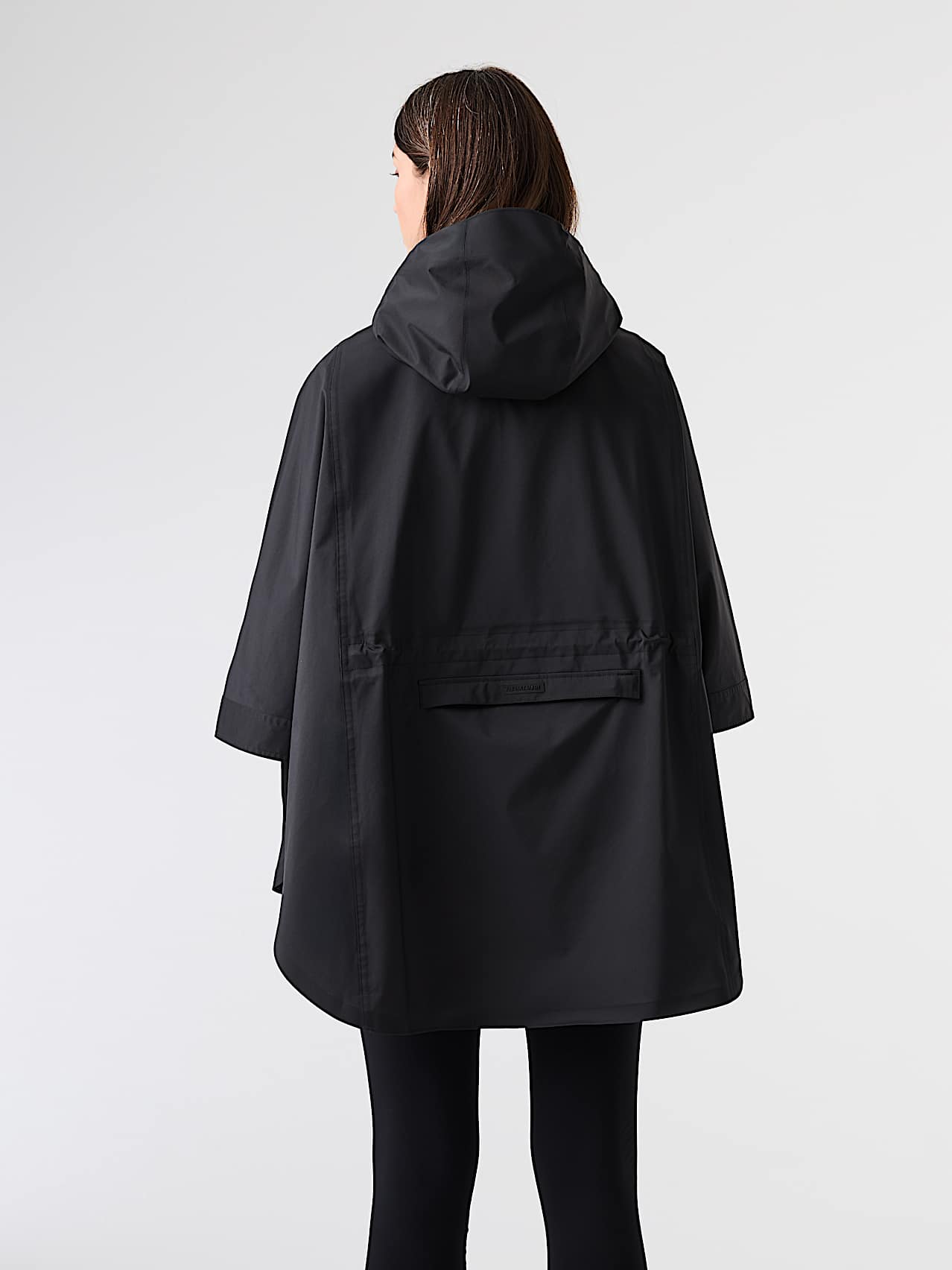 AlphaTauri | ONA V1.Y9.02 | Poncho déperlant in Black for Femme