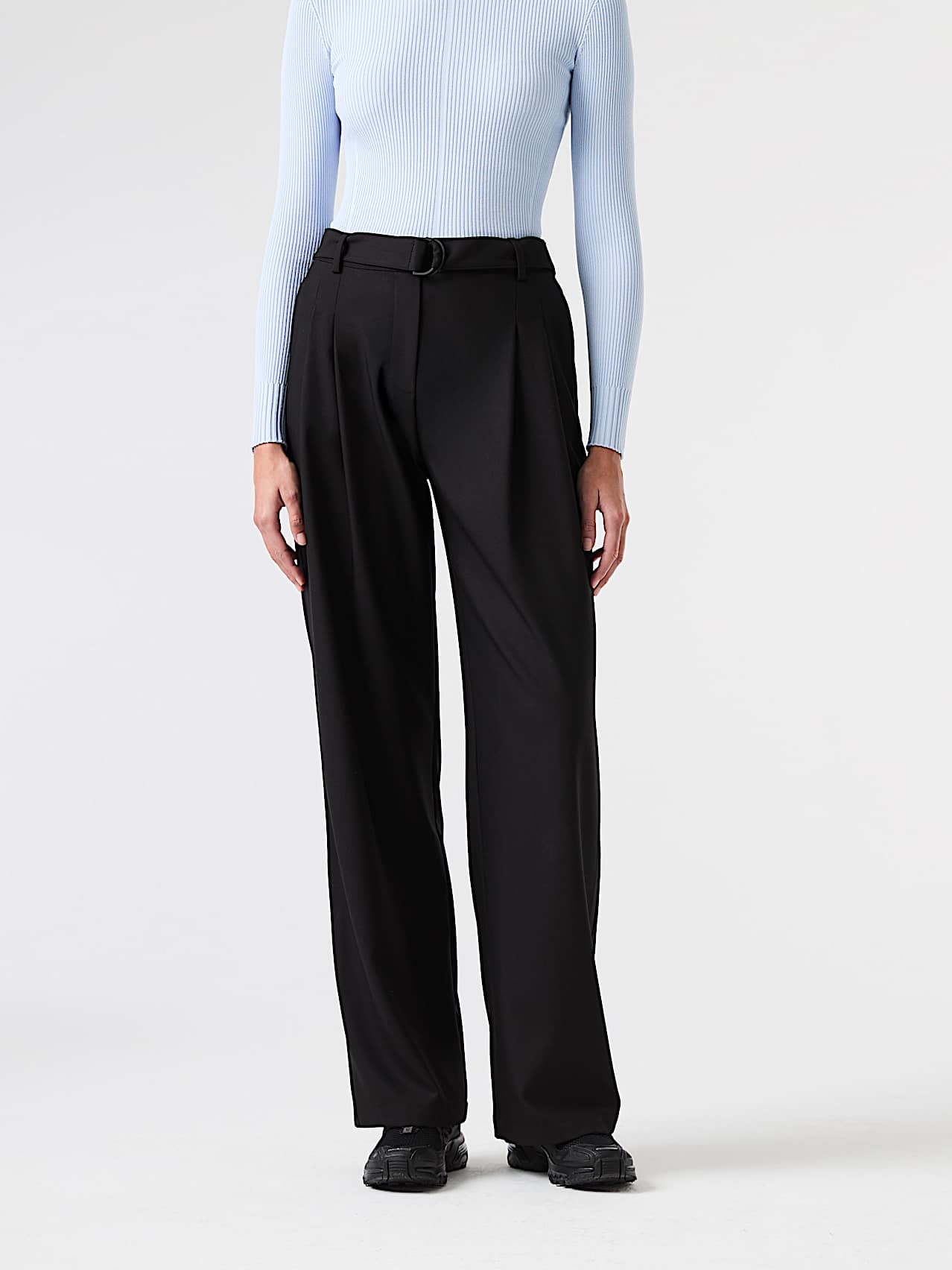 AlphaTauri | PIP V1.Y9.02 | Pantaloni a gamba larga con pinces e cintura in Black for Donna