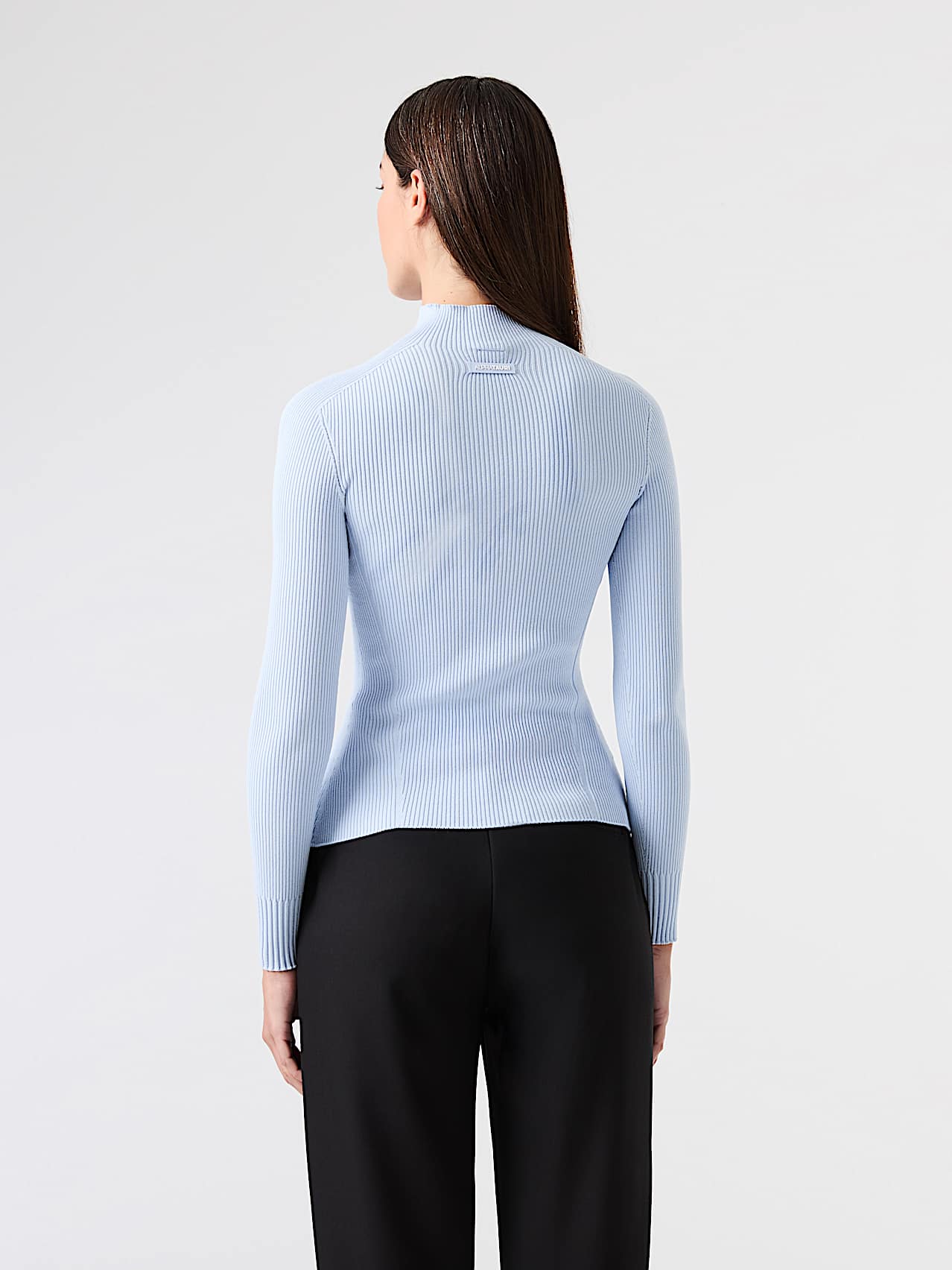 AlphaTauri | FIONA V1.Y9.02 | Sweat-shirt léger en maille 3D à col cheminée in Sky Blue for Femme