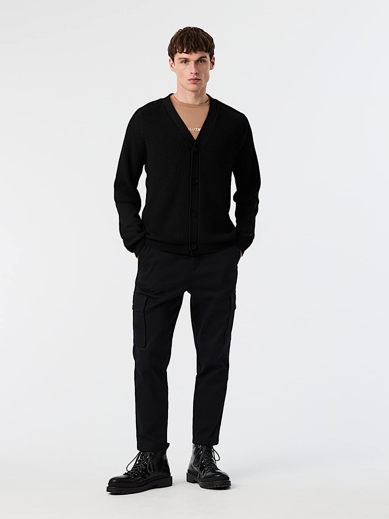 AlphaTauri | FARPO V1.Y9.02 | Cardigan in maglia 3D senza cuciture in Black for Uomo