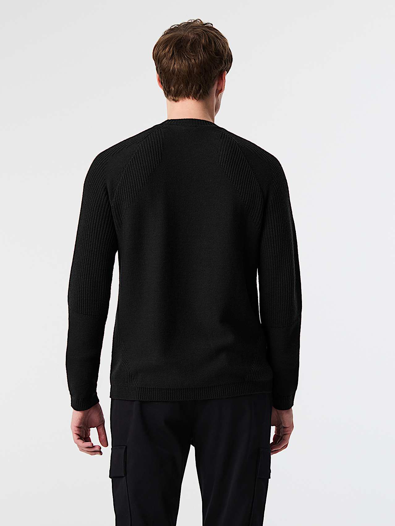 AlphaTauri | FLEUR V1.Y9.02 | Maglione girocollo in maglia 3D senza cuciture in Black for Uomo