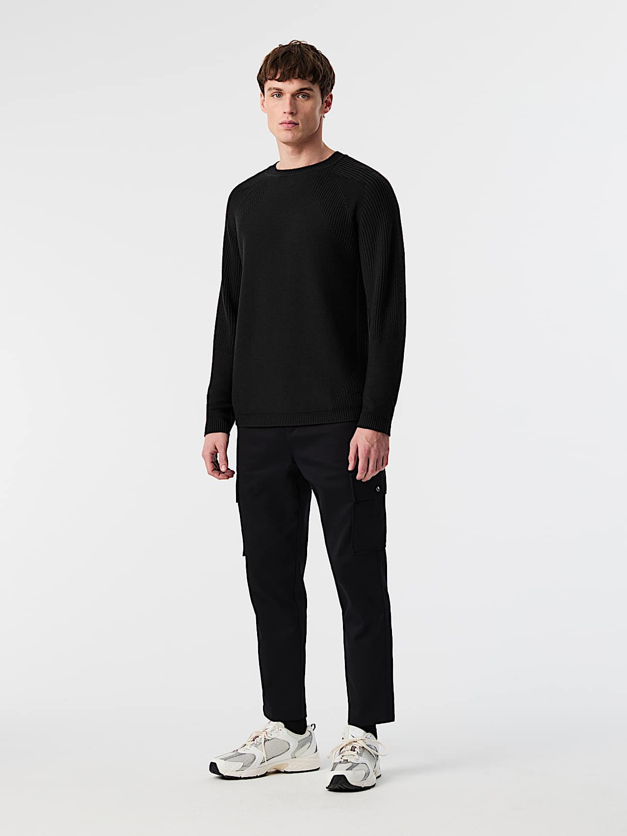 AlphaTauri | FLEUR V1.Y9.02 | Maglione girocollo in maglia 3D senza cuciture in Black for Uomo