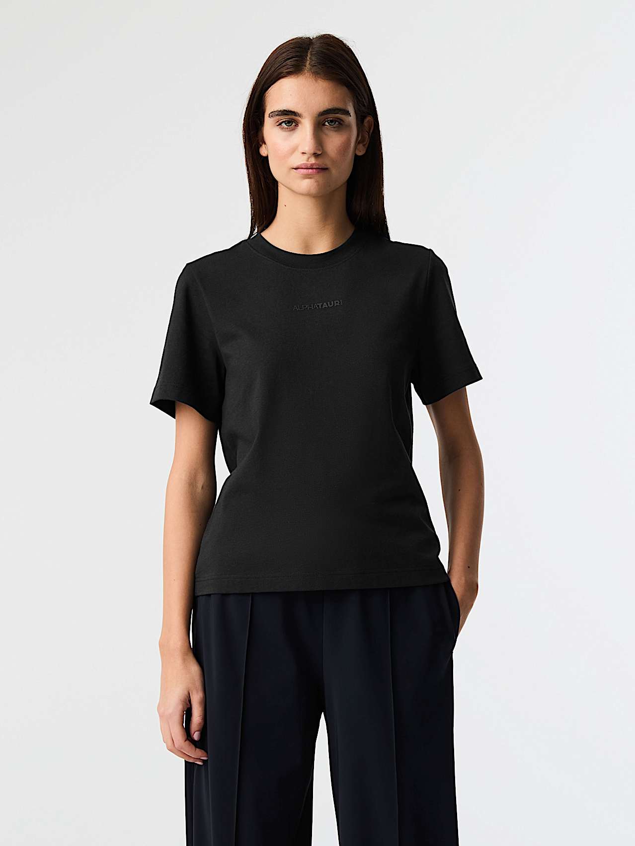AlphaTauri | JADY V1.Y9.02 | T-shirt in cotone biologico in Black for Donna