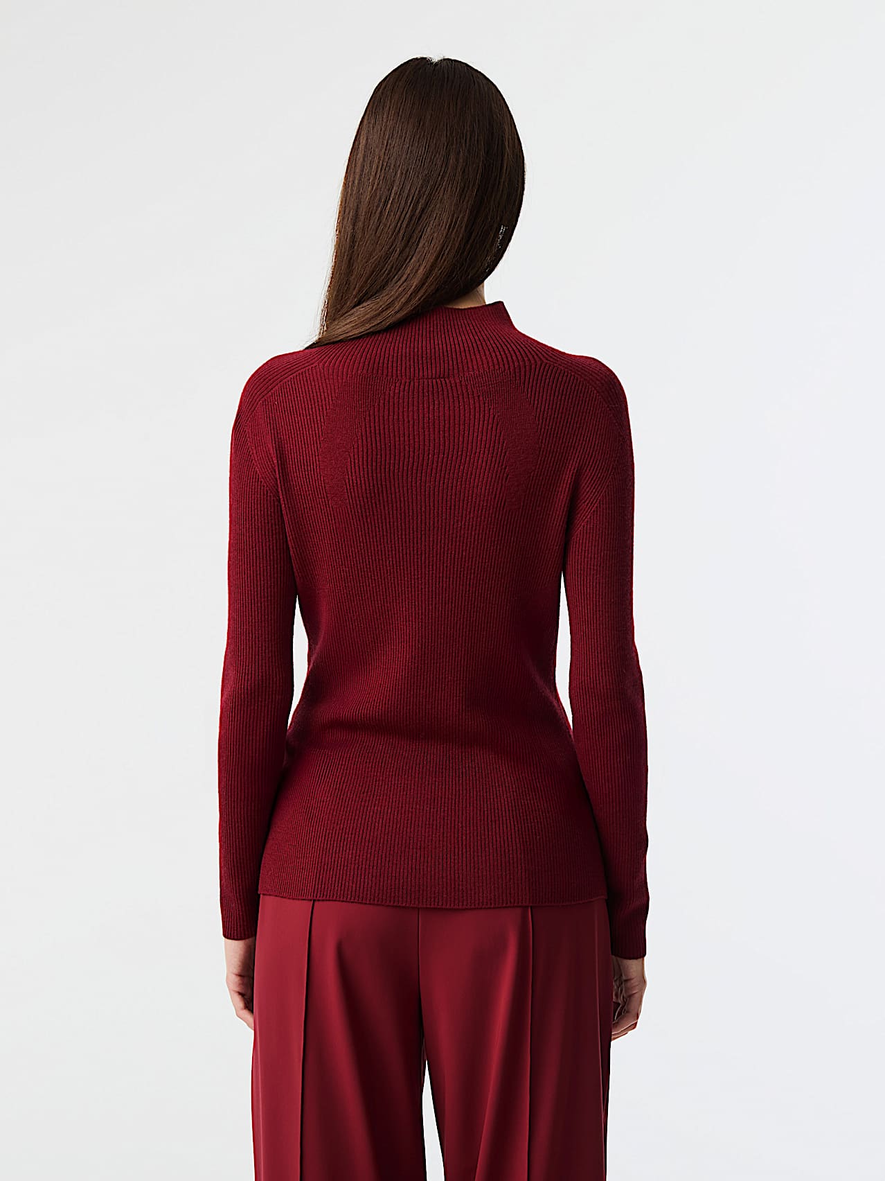AlphaTauri | FRACT V1.Y9.02 | Maglione dolcevita in lana lavorato a maglia 3D senza cuciture in Dark Berry for Donna