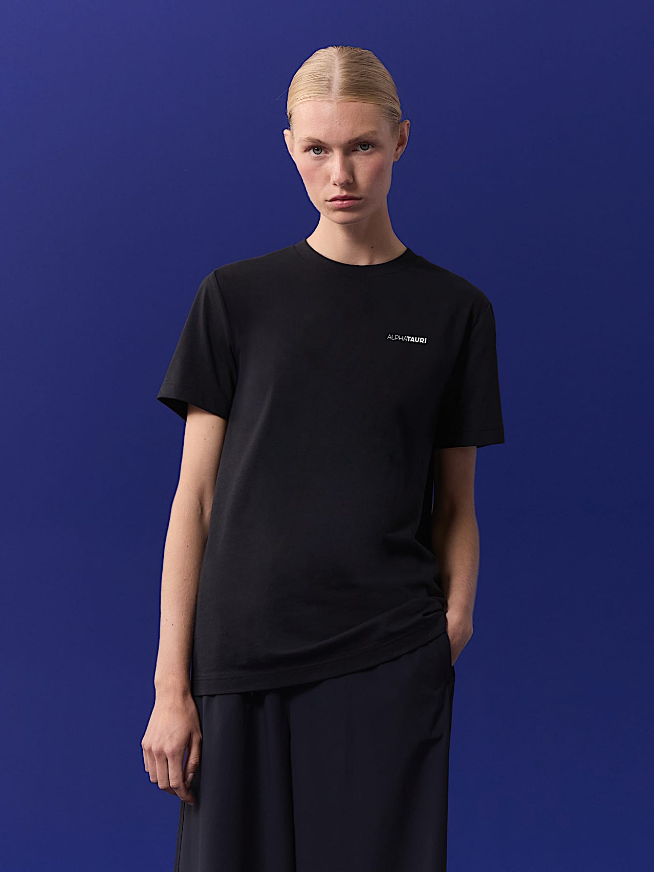 AlphaTauri | Unisex Backprint T-Shirt | Olympic Team Austria Collection in Black for Unisex