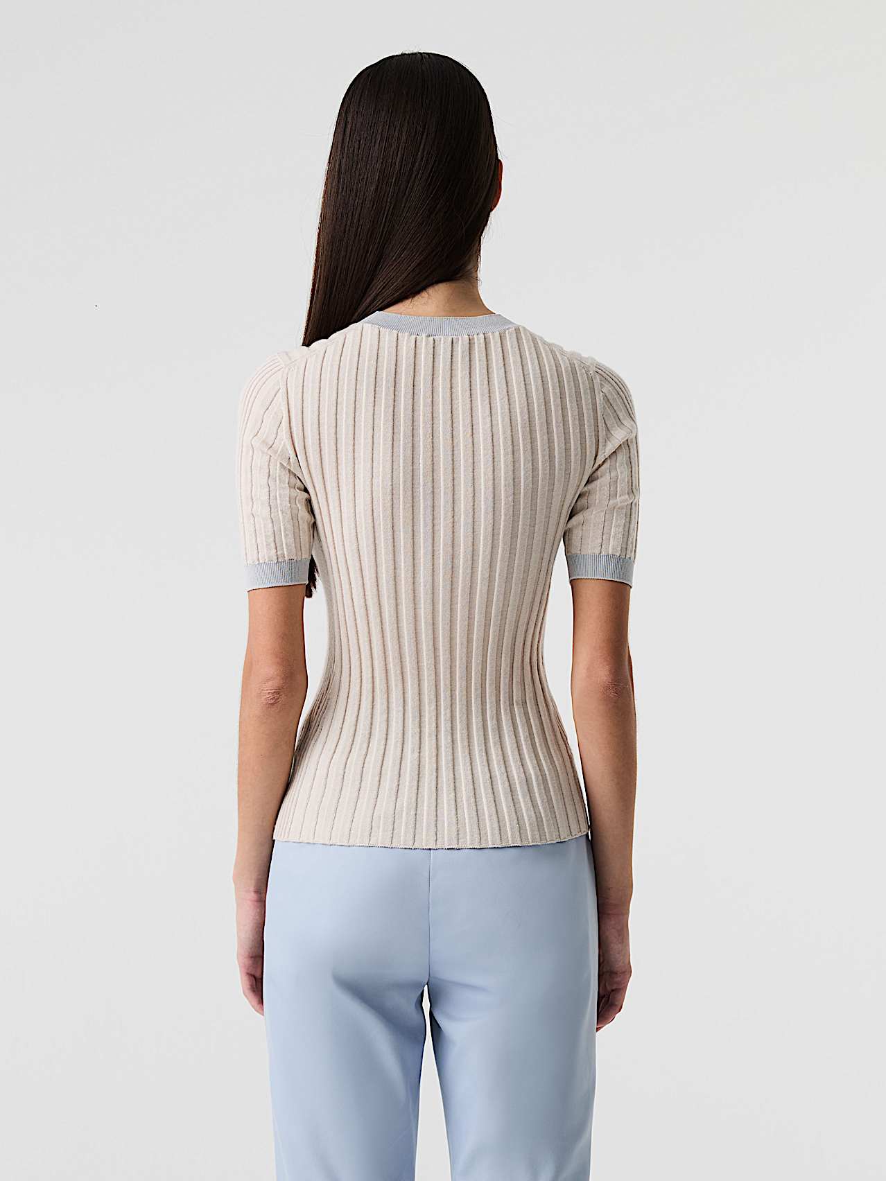 AlphaTauri | FONELE V1.Y9.01 | T-shirt en maille 3D de cachemire et Coolmax® sans couture in Stone for Femme