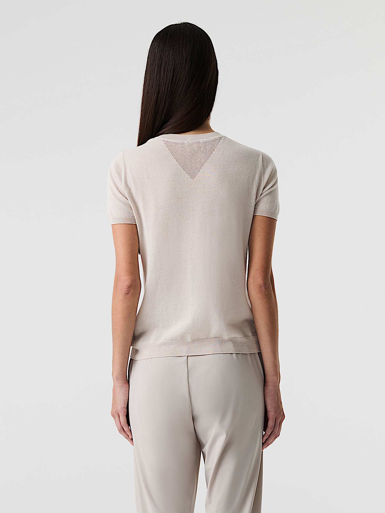 AlphaTauri | FANYA V1.Y9.01 | Nahtloses 3D-Strick-T-Shirt aus Leinen-Baumwolle in Stone für Damen