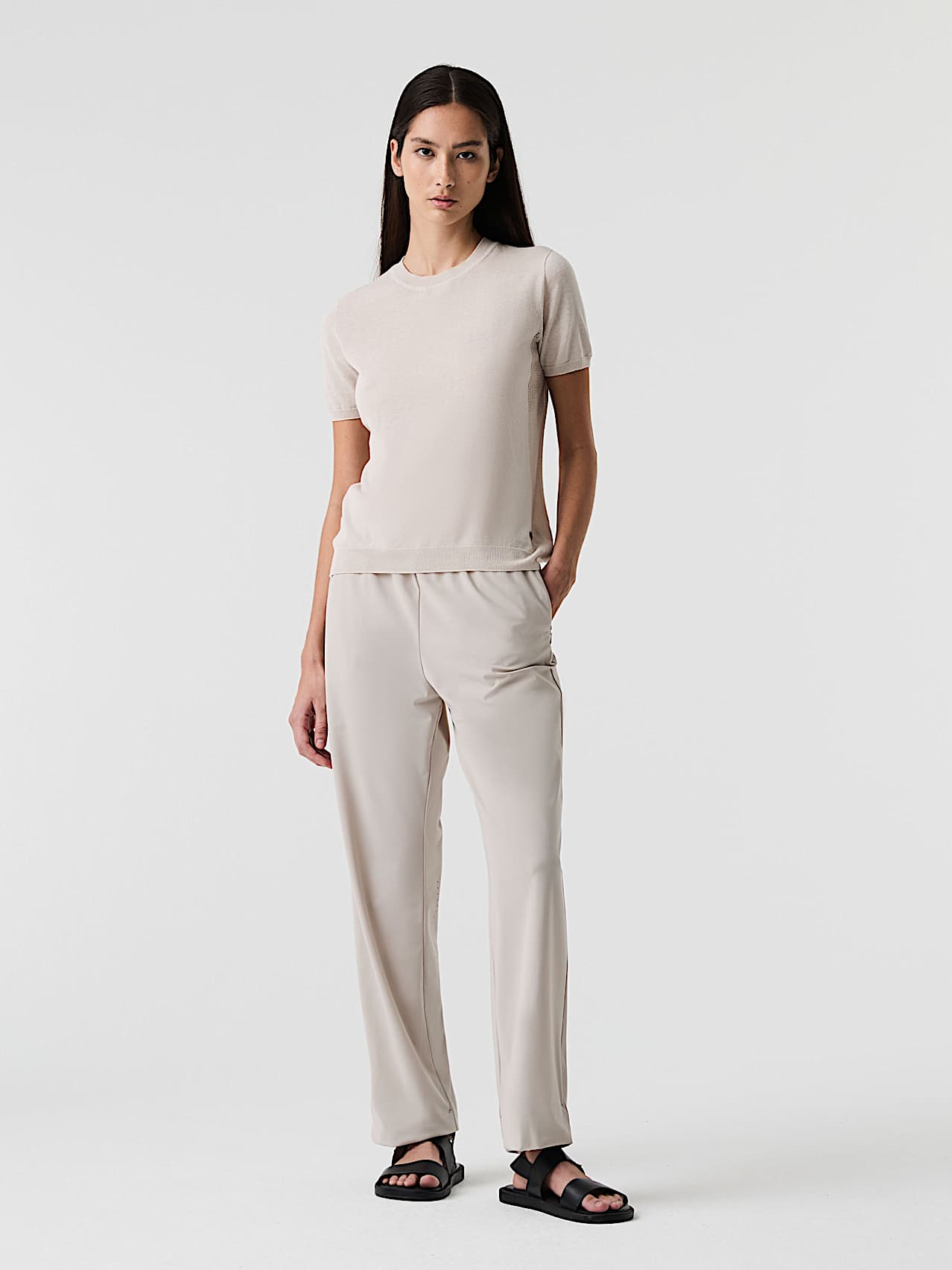 AlphaTauri | FANYA V1.Y9.01 | T-shirt in lino e cotone in maglia 3D senza cuciture in Stone for Donna