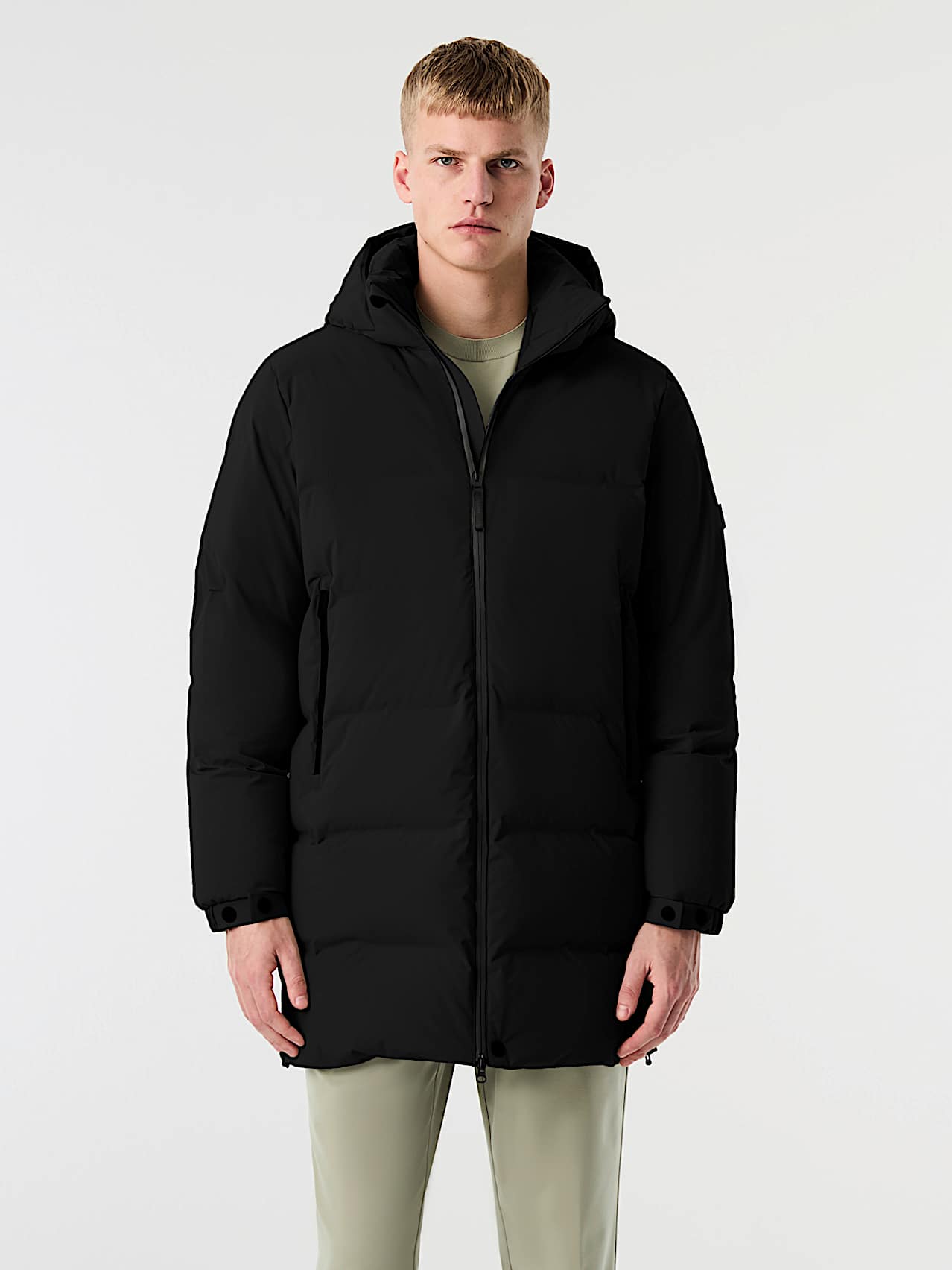 AlphaTauri | ONCY V1.Y10.02 | Padded Down Puffer Coat in Black for Men