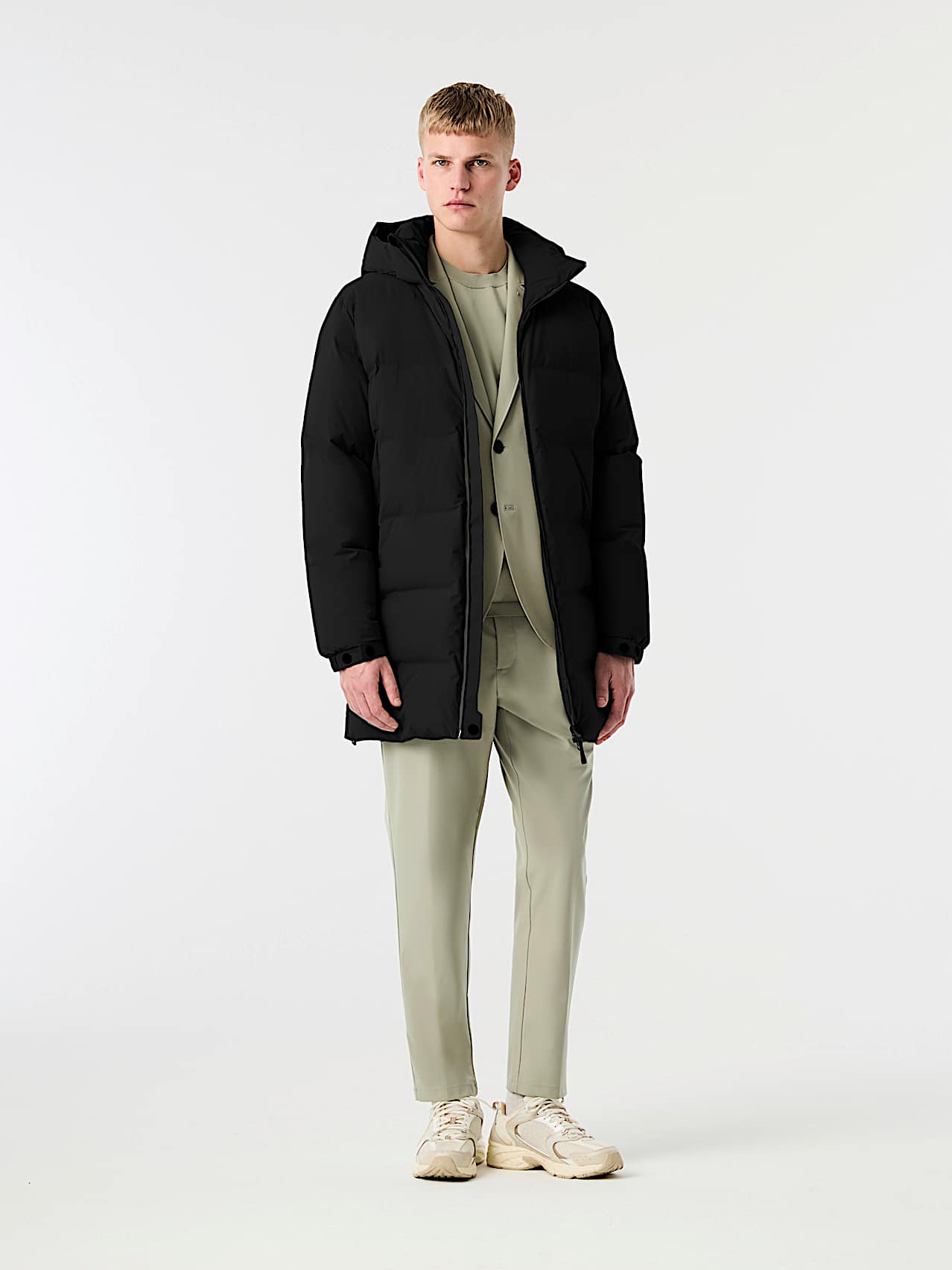 AlphaTauri | ONCY V1.Y10.02 | Padded Down Puffer Coat in Black for Men