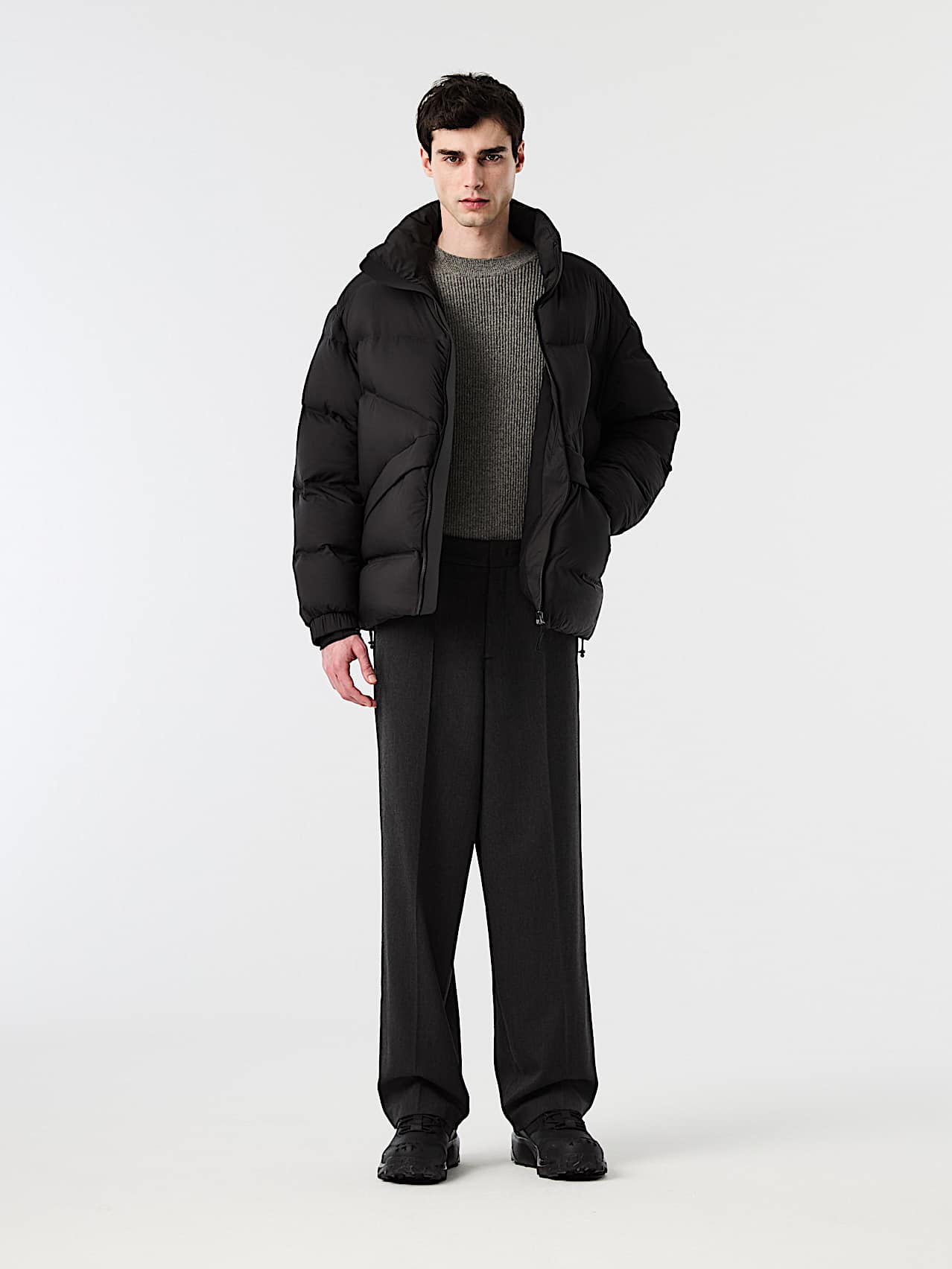 AlphaTauri | OLAVON V1.Y10.02 | Packable Ultra Light Down Jacket in Schwarz für Herren