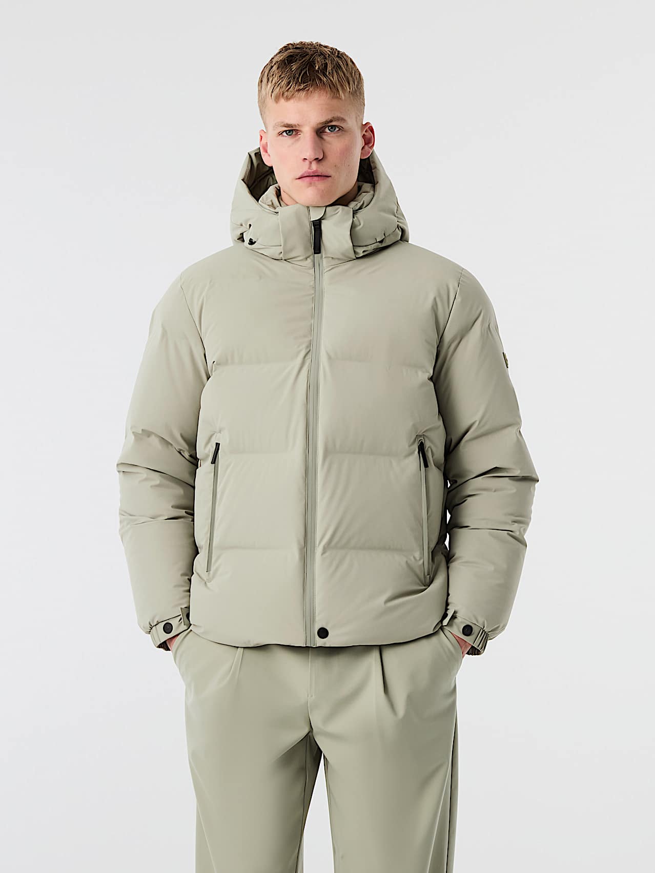 AlphaTauri | ODORU V4.Y10.02 | Padded Down Puffer Jacket in Dark Sage for Uomo