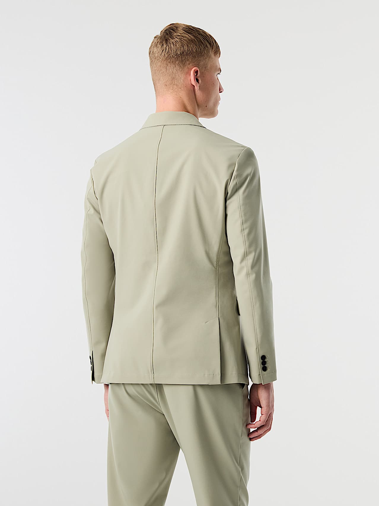 AlphaTauri | OSINA V3.Y10.02 | Performance Stretch Blazer in Dark Sage for Homme