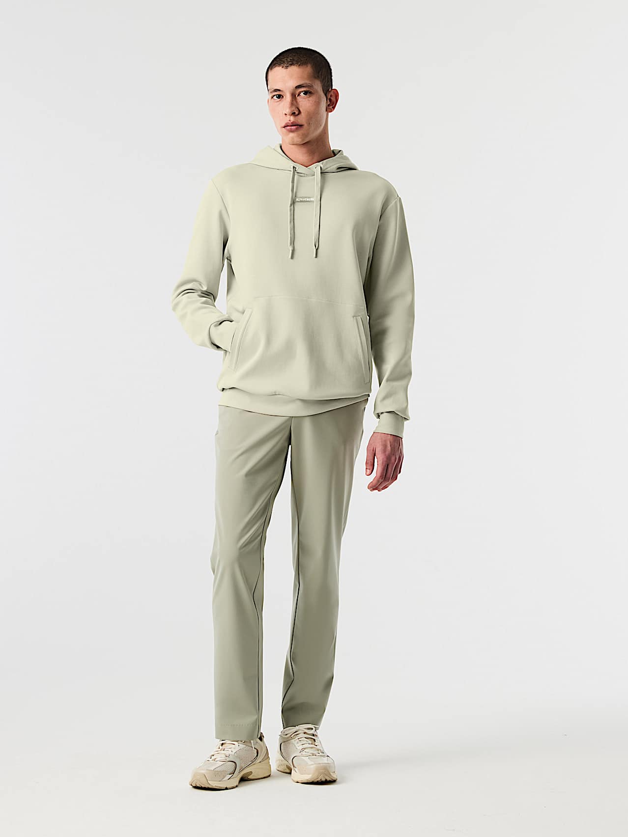 AlphaTauri | SKY V2.Y9.02 | Hoodie with Logo Tape in Dark Sage für Herren