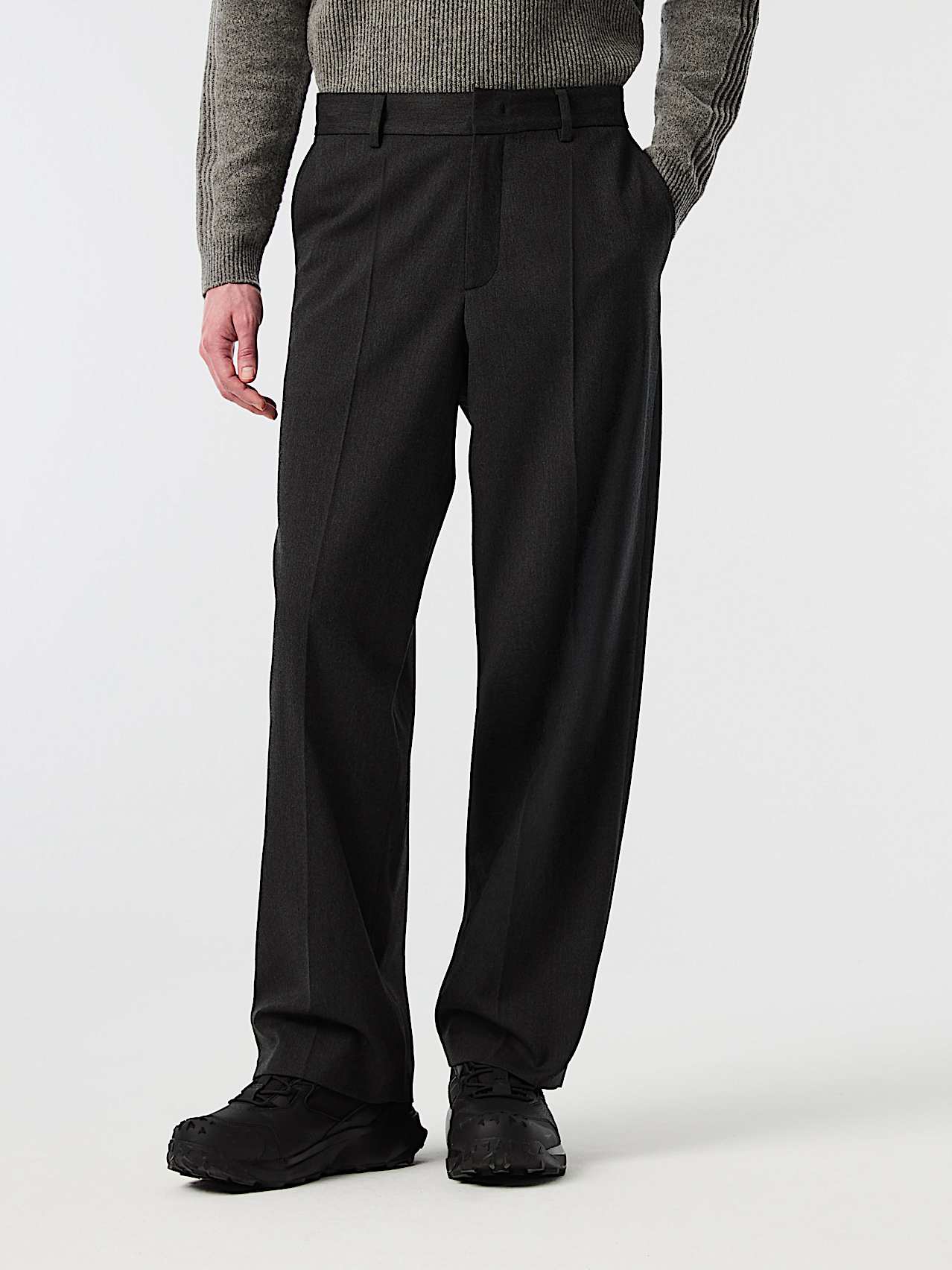 AlphaTauri | PERVAL V1.Y10.02 | Pantalón de lana de pernera ancha in Dark Grey Melange for Hombre