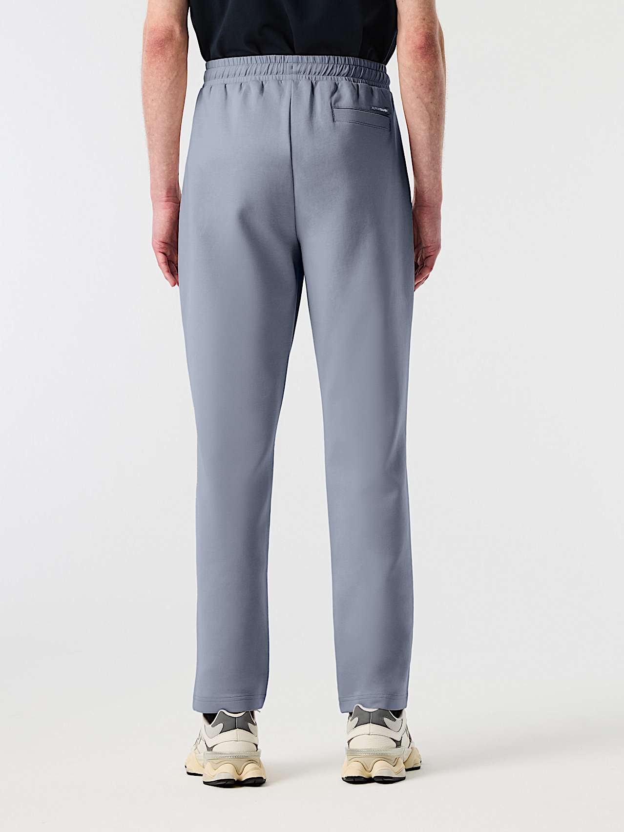 AlphaTauri | PANCY V1.Y10.02 | Interlock Jersey Sweatpants in Grey Blue for Homme