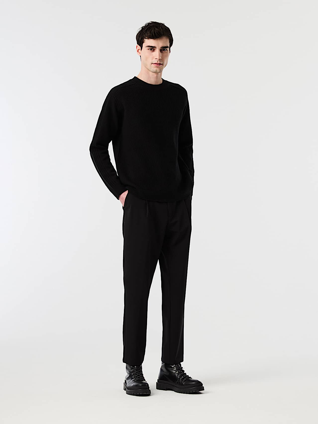 AlphaTauri | FREIMS V1.Y10.02 | Pull en maille 3D laine in Black for Homme