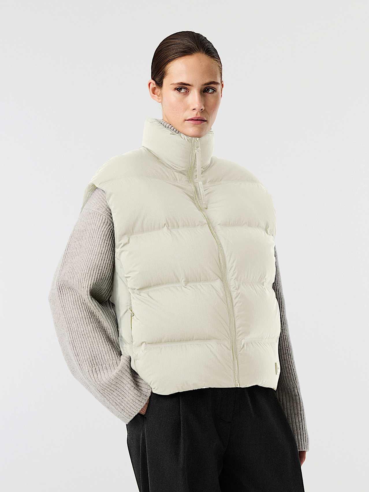 AlphaTauri | OAVENNA V1.Y10.02 | Ultra-light Down Vest in Stone for Women