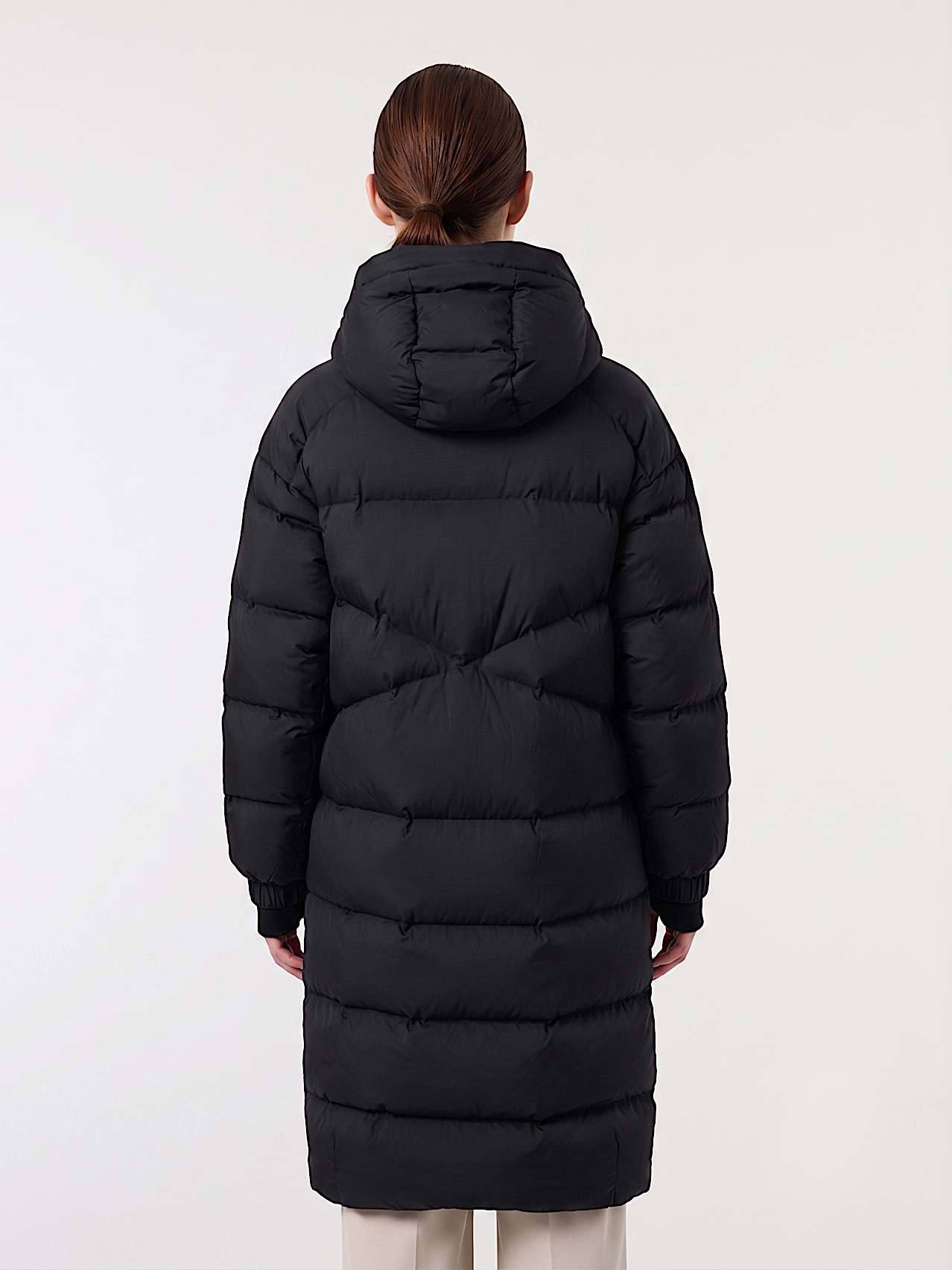 AlphaTauri | OMINI V1.Y10.02 | Water-repellent Ultra-light Padded Coat in Black for Donna
