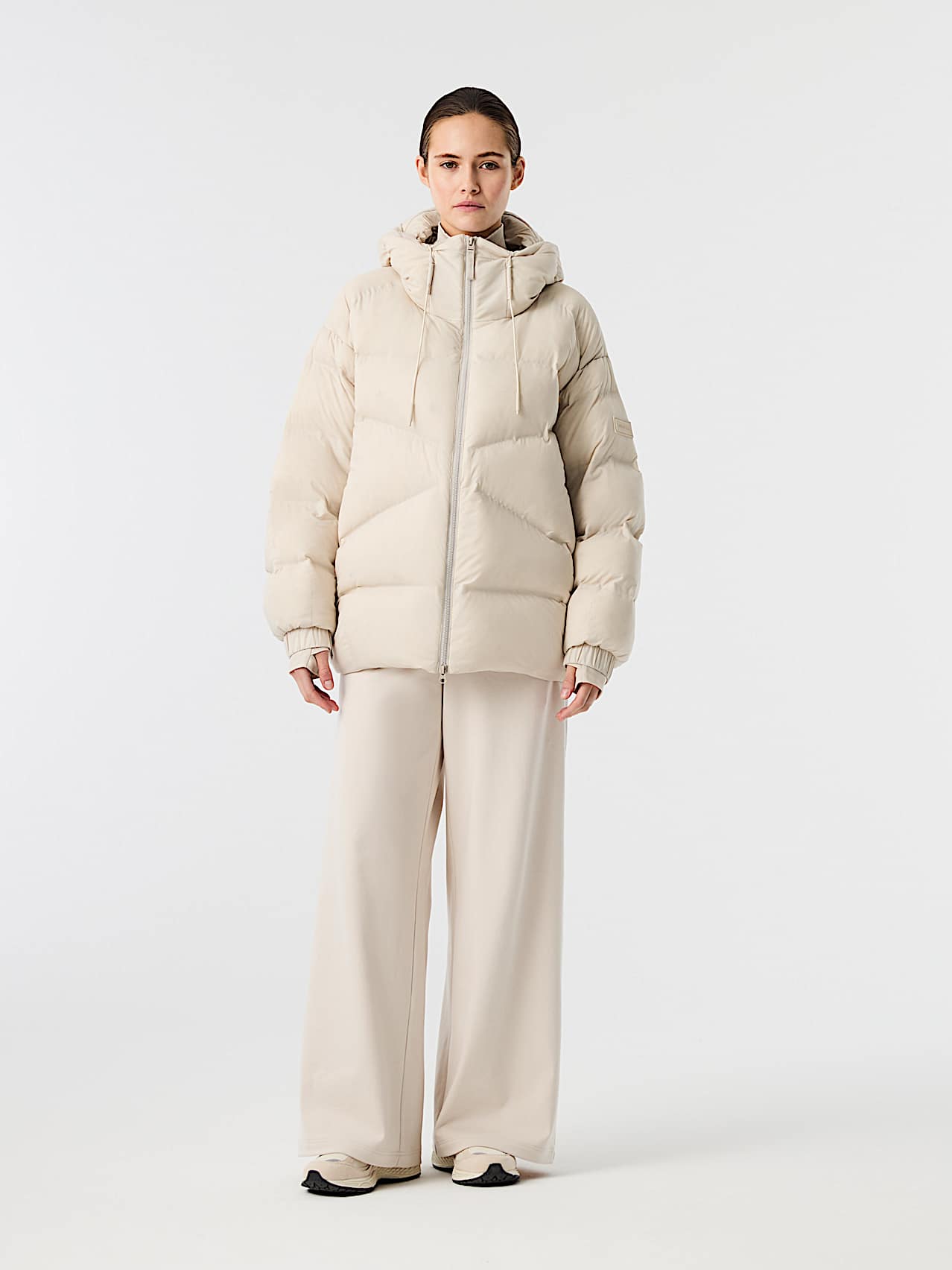 AlphaTauri | ORRENTO V1.Y10.02 | Packable Ultra-light Down Jacket in Stone für Damen