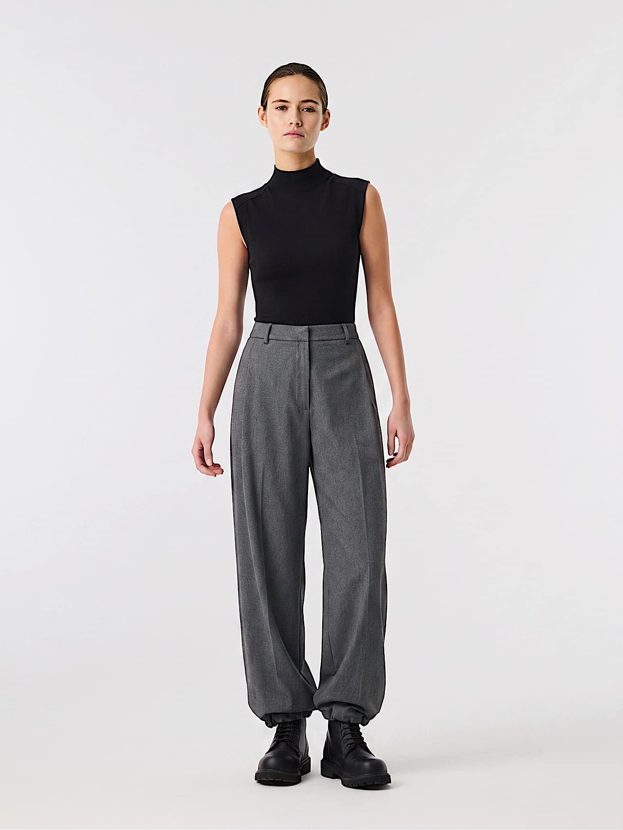 AlphaTauri | PAVONA V1.Y10.02 | Wool Tech Wide Leg Trousers in Dark Grey Melange for Women