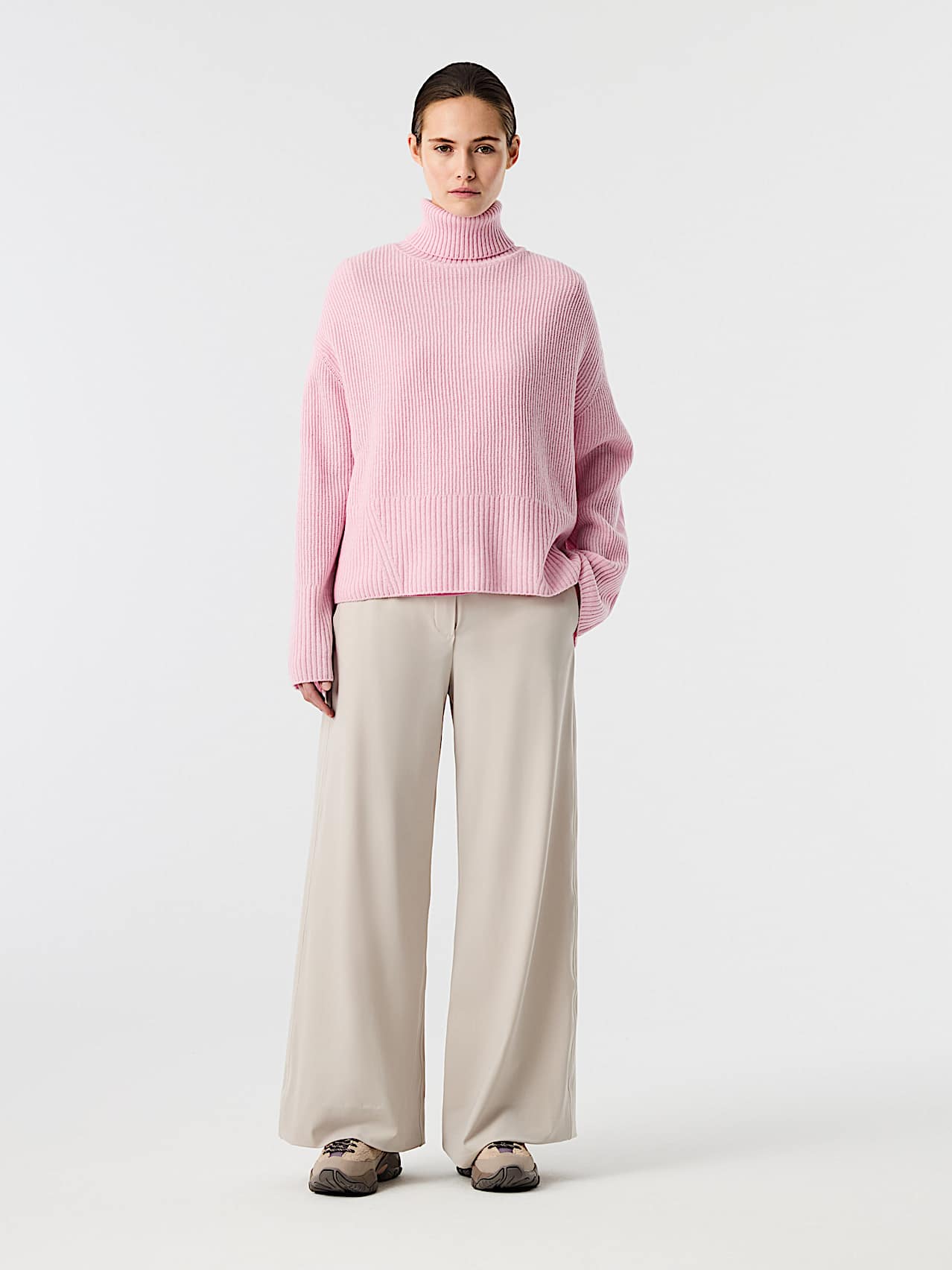 AlphaTauri | PICENZA V1.Y10.02 | Power Stretch Jersey Wide Leg Trousers in Stone for Mujer