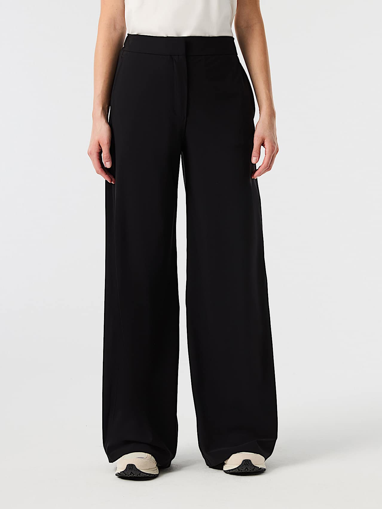 AlphaTauri | PICENZA V1.Y10.02 | Power Stretch Jersey Wide Leg Trousers in Black for Mujer
