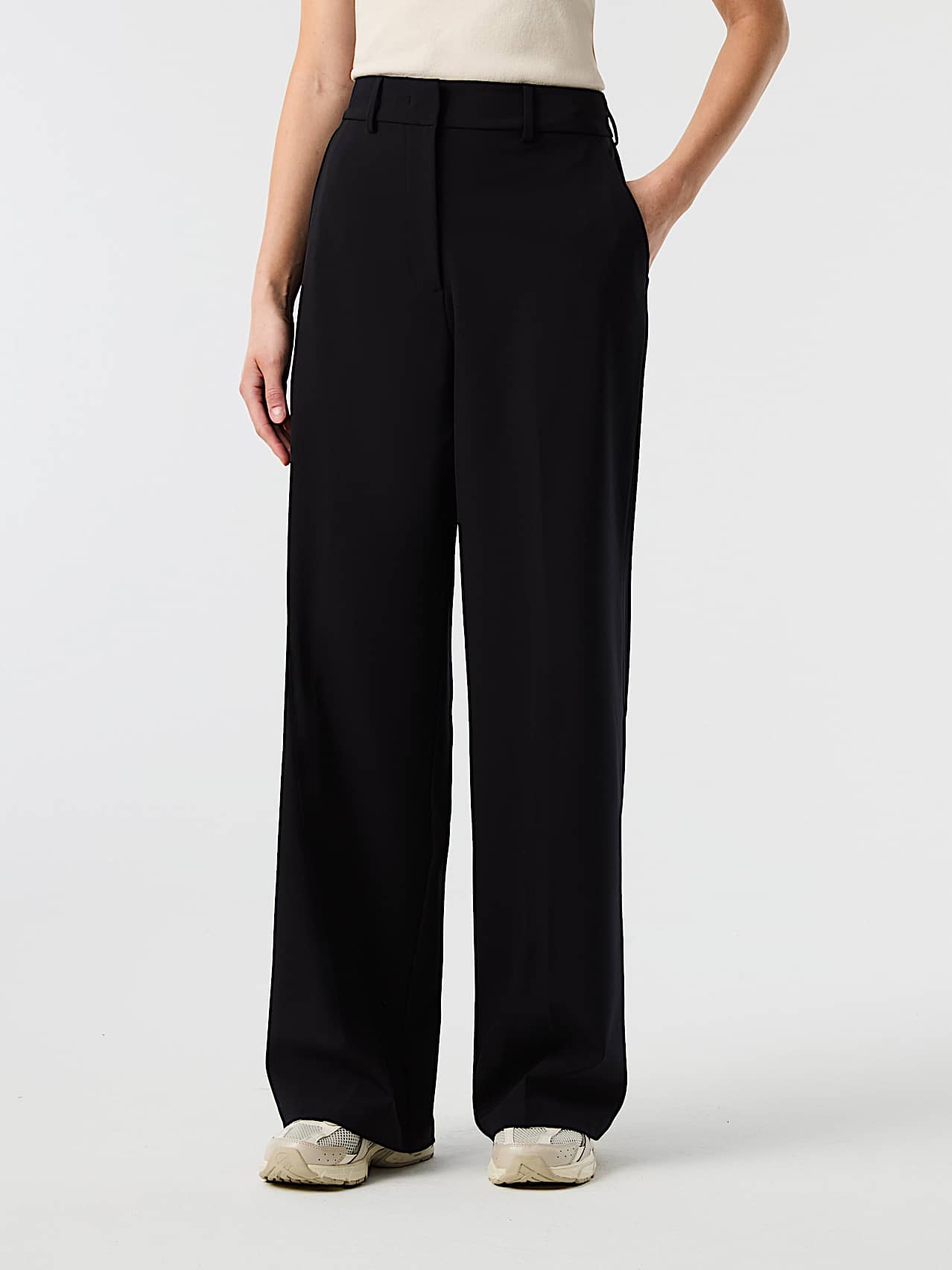 AlphaTauri | POSTA V1.Y10.02 | Elegant Stretch Trousers in Dark Navy für Damen