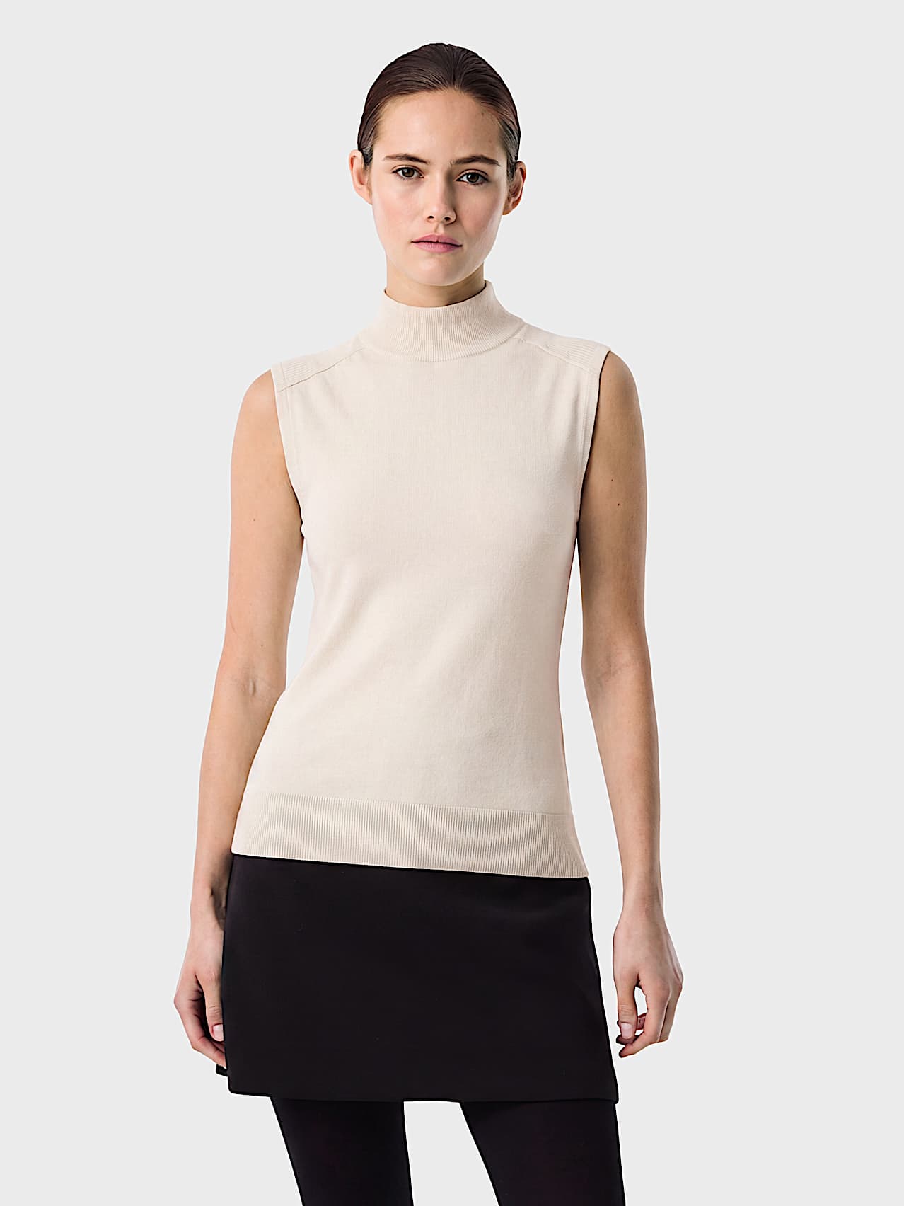 AlphaTauri | FAILAND V1.Y10.02 | 3D Knit Sweater Vest in Stone for Women