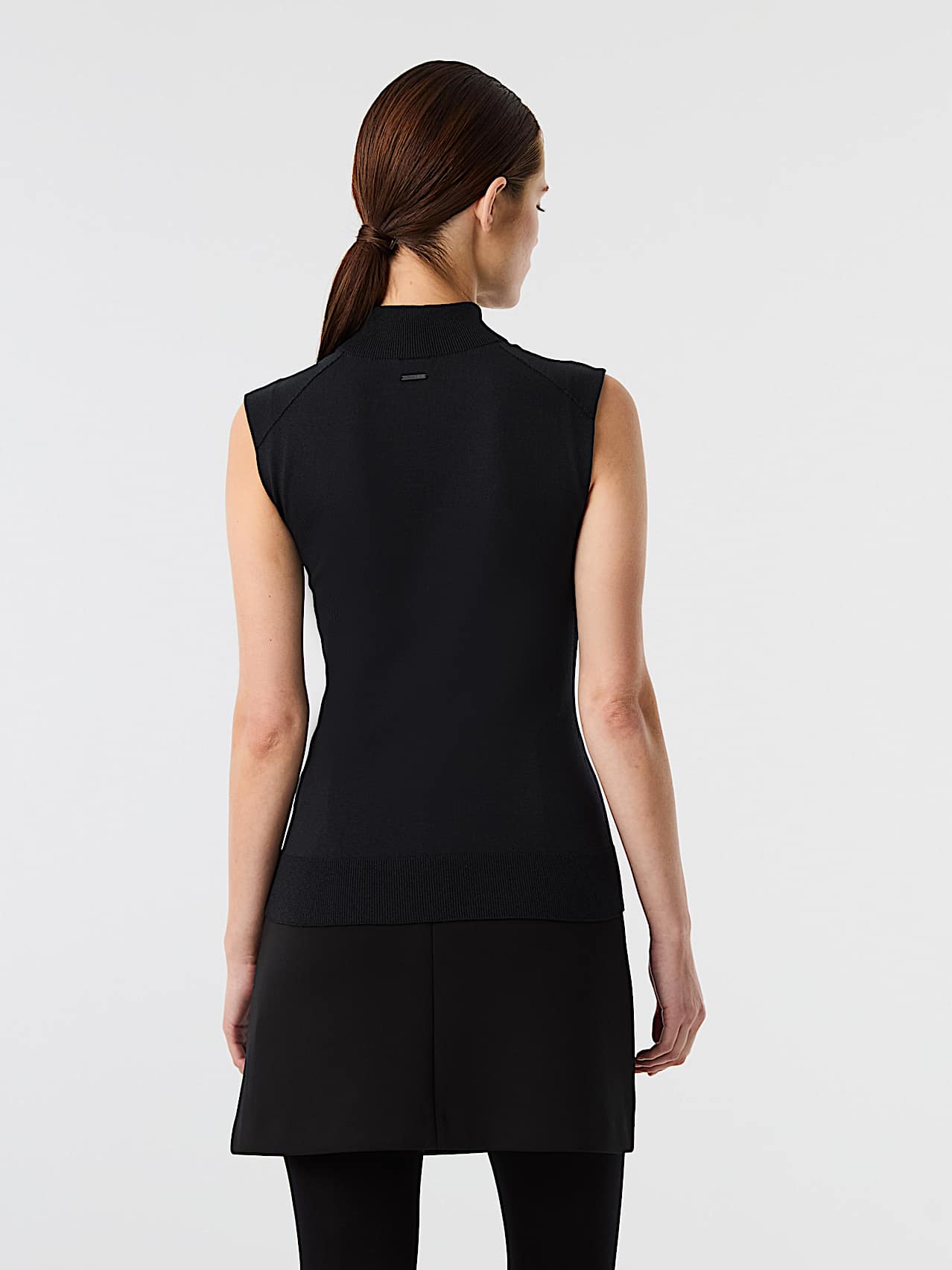 AlphaTauri | FAILAND V1.Y10.02 | 3D Knit Sweater Vest in Schwarz für Damen