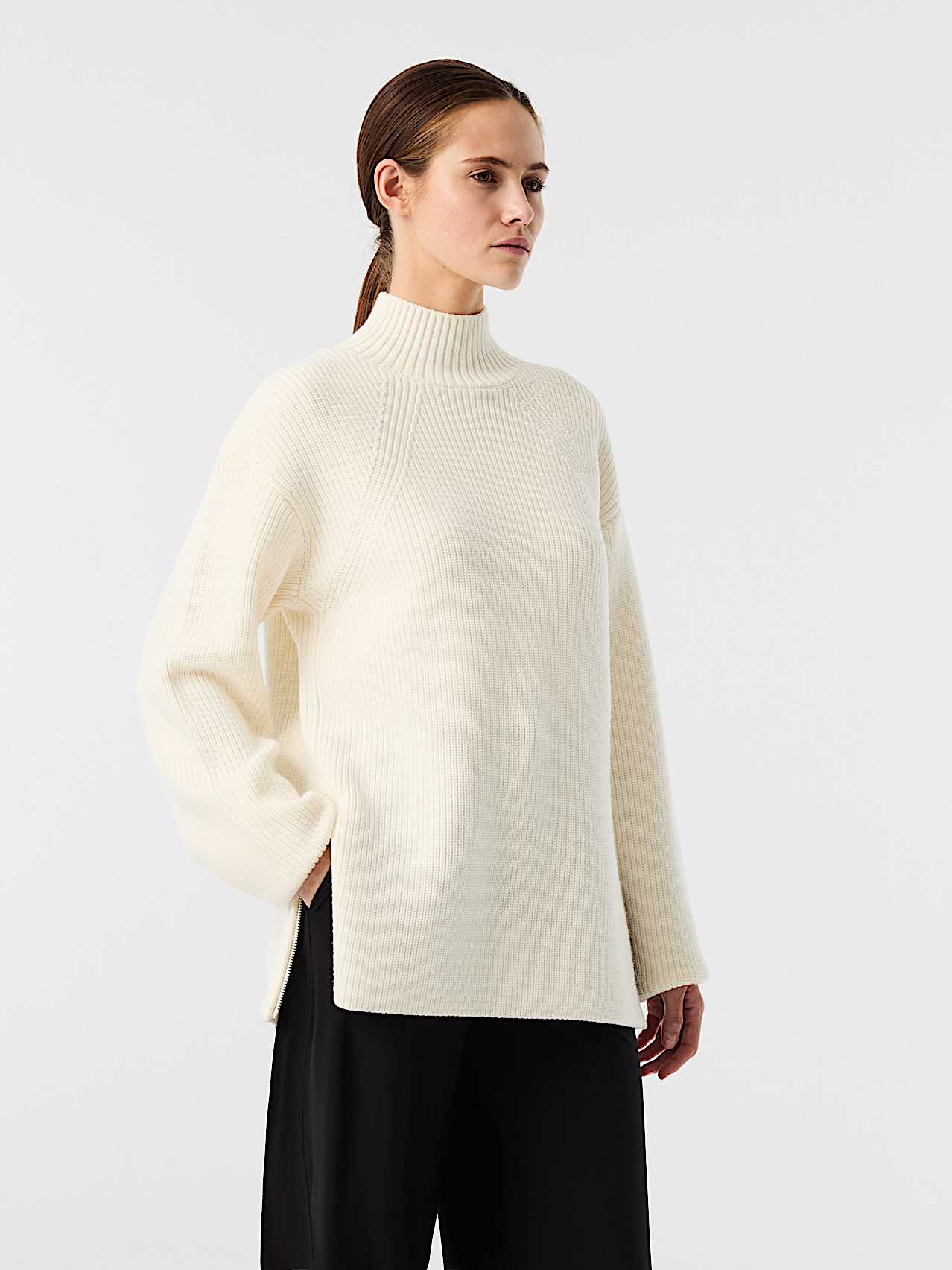AlphaTauri | FISA V1.Y10.02 | Knit Wool Sweater with Zip Details in Weiß für Damen