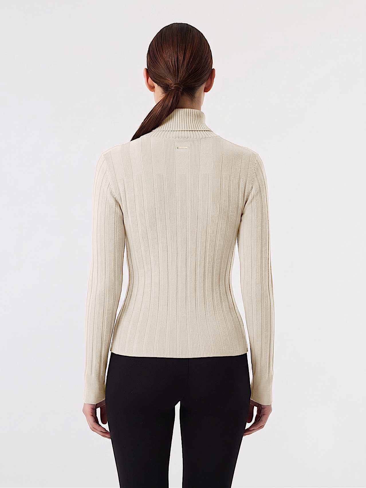 AlphaTauri | FEAPEL V1.Y10.02 | 3D-Strickpullover mit Rollkragen in Stone für Damen