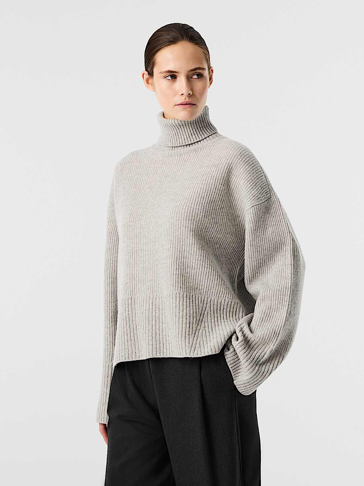 AlphaTauri | FERONA V1.Y10.02 | 3D Knit Turtleneck Sweater in Light Grey Melange for Donna