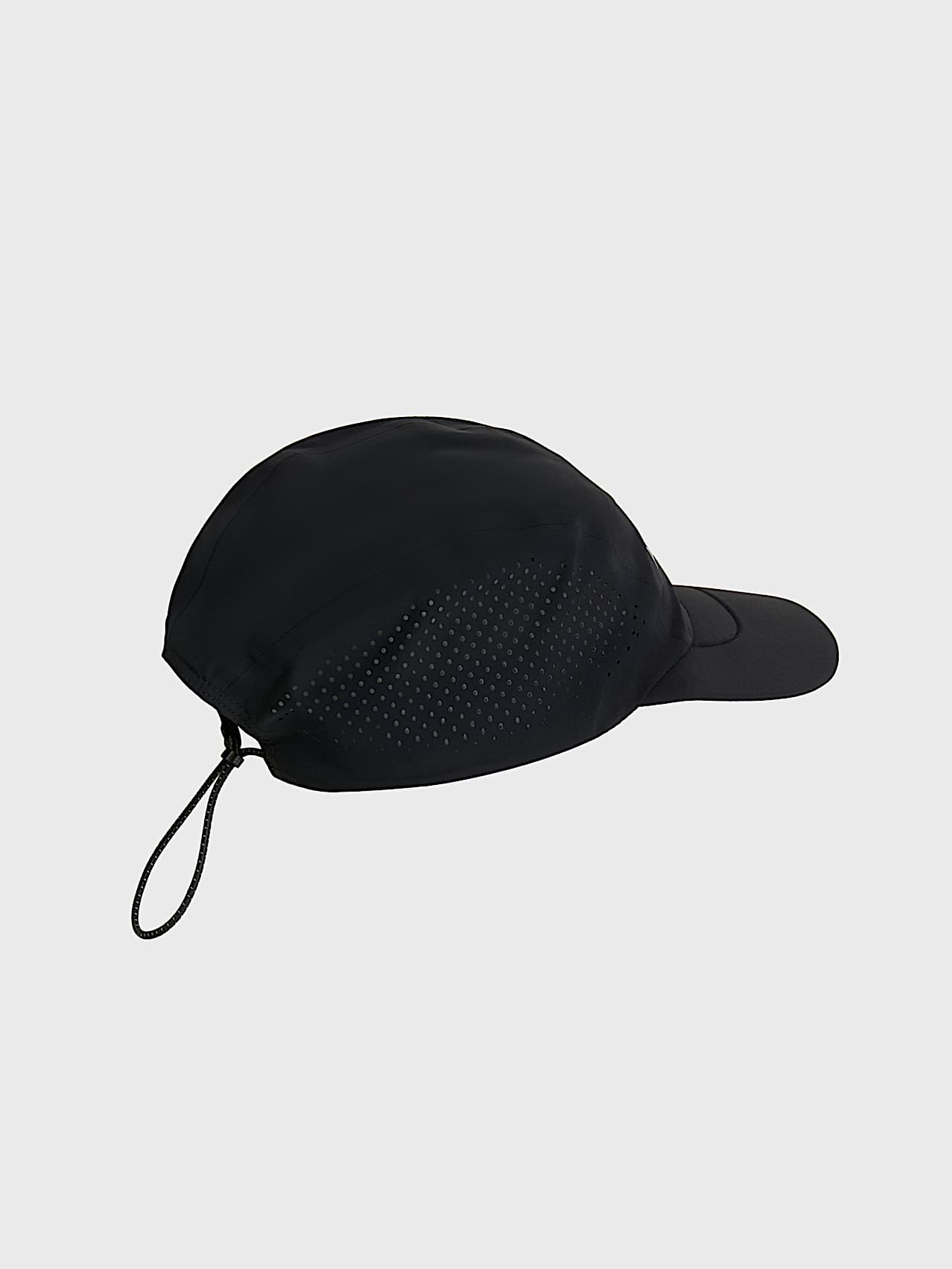 AlphaTauri | Fitness and Running Cap | Premium Active Collection in Black for Unisexe