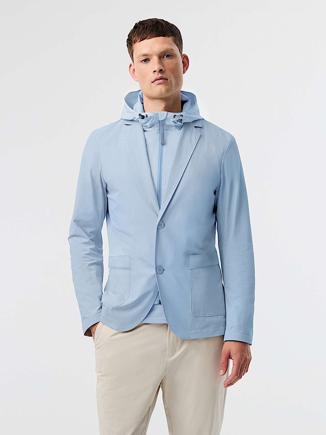 AlphaTauri | OBOSS V8.Y10.01 | Comodo blazer da viaggio elasticizzato ad alte prestazioni con pettorina rimovibile in Clouded Blue for Uomo