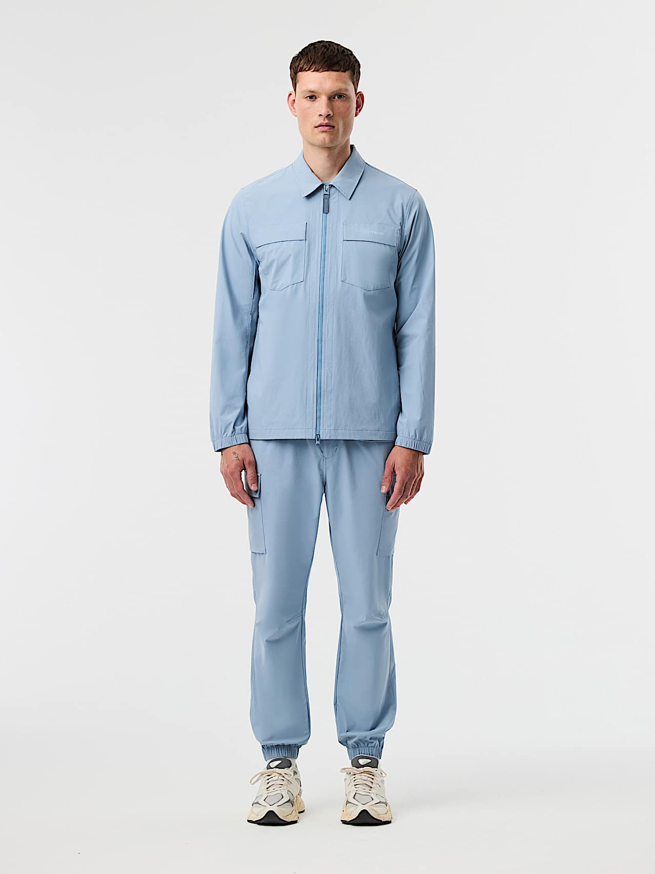 AlphaTauri | WEXAL V1.Y10.01 | Performance Stretch Overshirt in F401 for Men